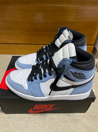 Nike Air Jordan 1 High OG "University Blue"