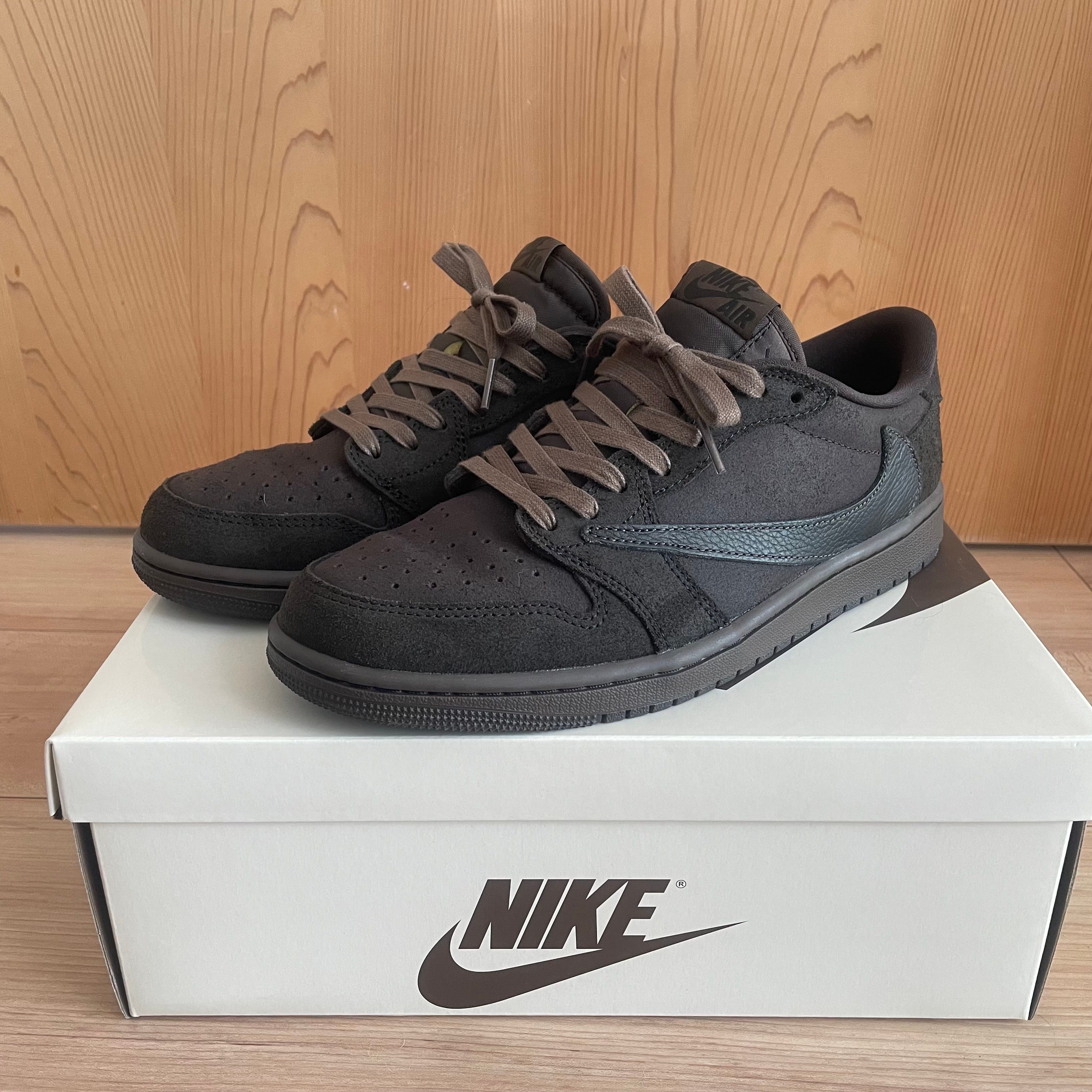 Travis Scott × Nike Air Jordan 1 Low OG SP "Velvet Brown and Dark Mocha"