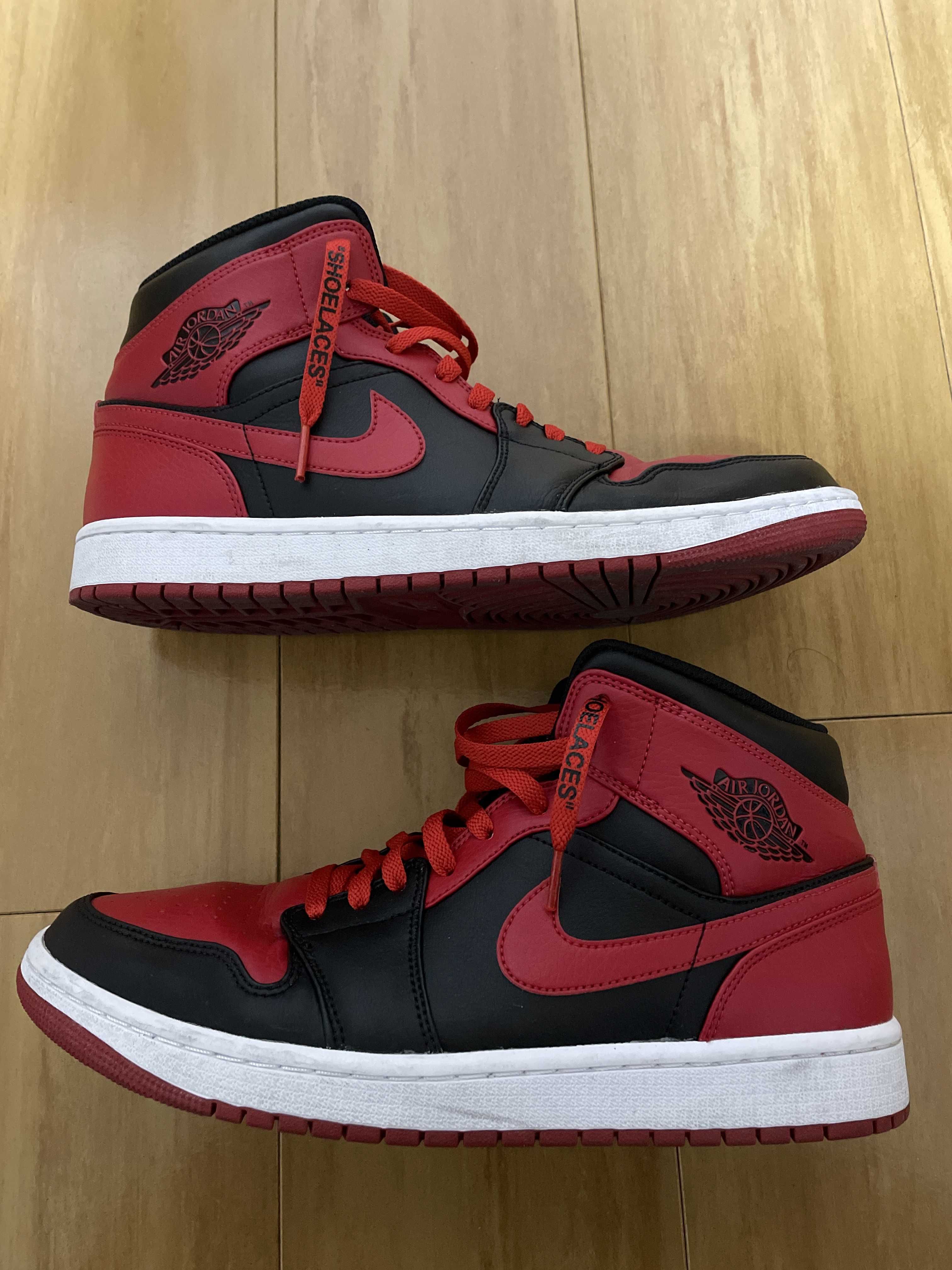 Nike Air Jordan 1 Mid "Bred"
