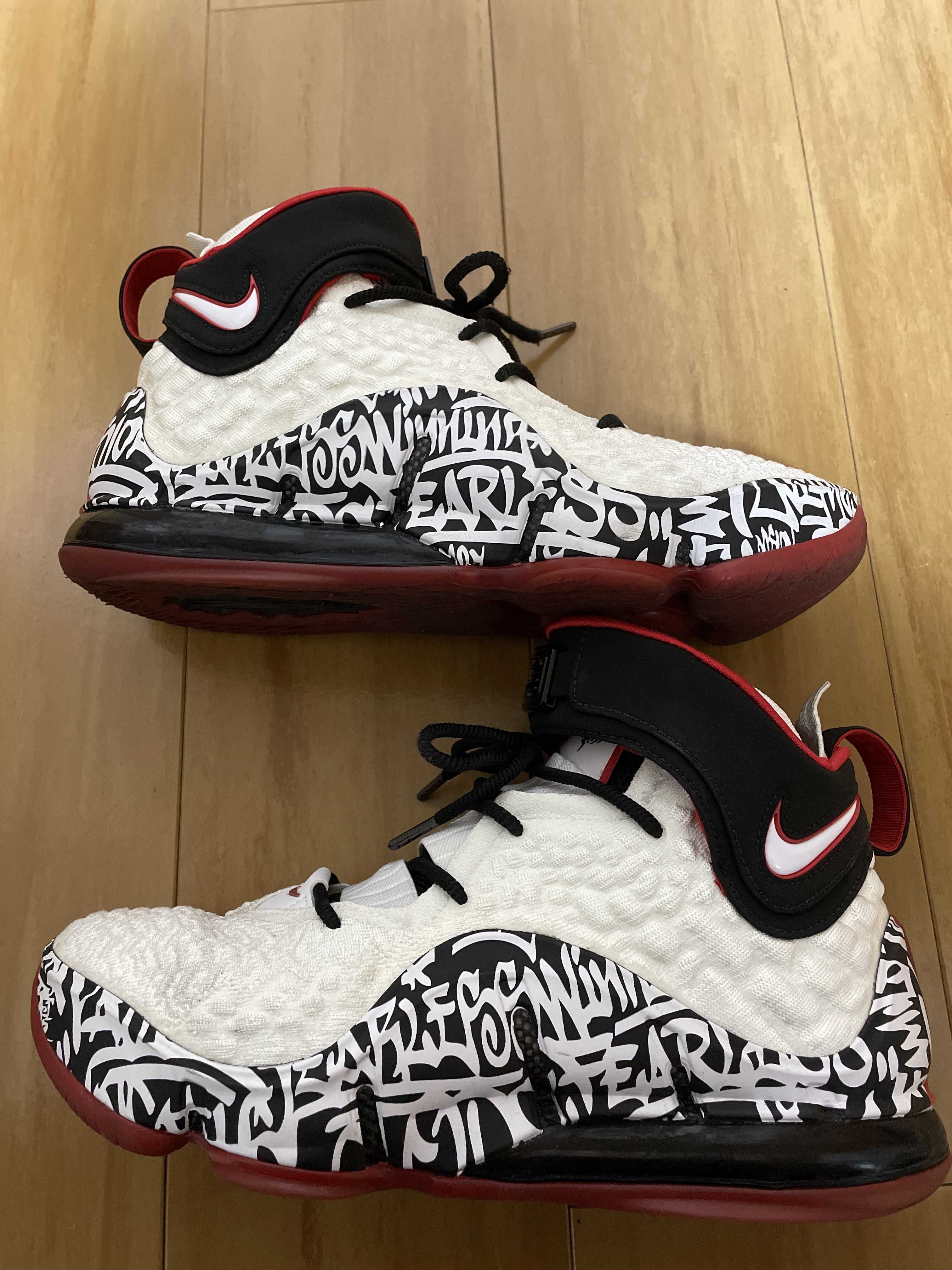 NIKE LEBRON XVII GRAFFITI