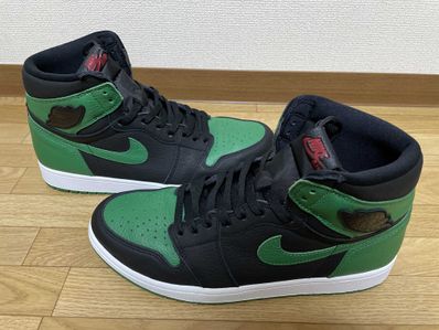 Nike Air Jordan 1 Retro High OG "Black/Pine Green" (2020)