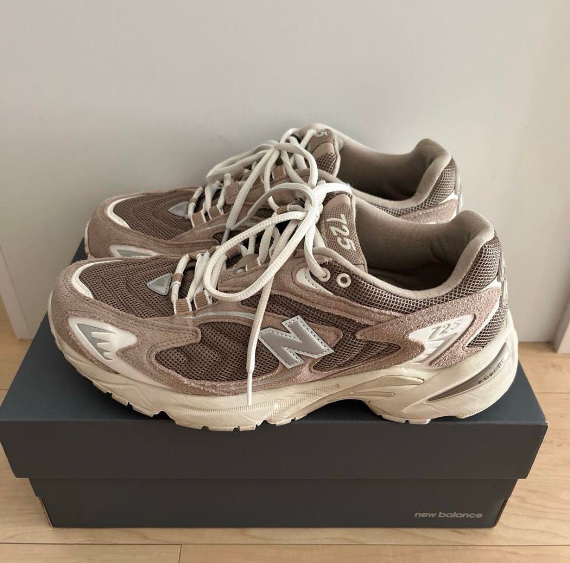 New Balance 725 "White/Gray"