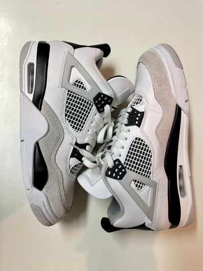 Nike Air Jordan 4 "Military Black"