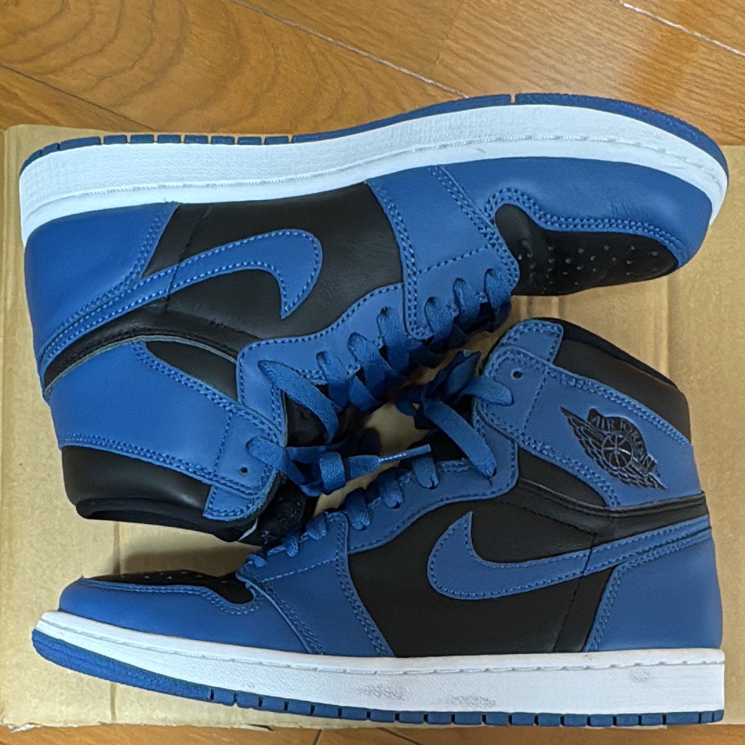 Nike Air Jordan 1 Retro High OG "Dark Marina Blue"