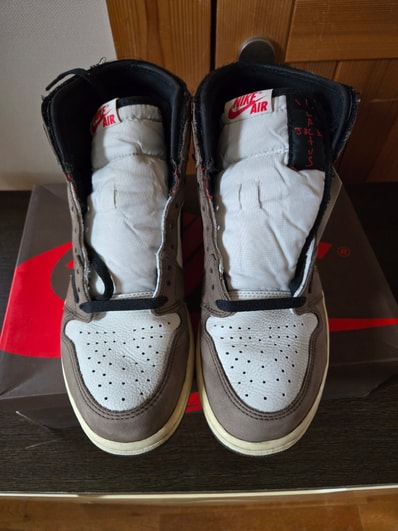 Travis Scott × Nike Air Jordan 1 Retro High OG TS SP "Sail/Dark Mocha"