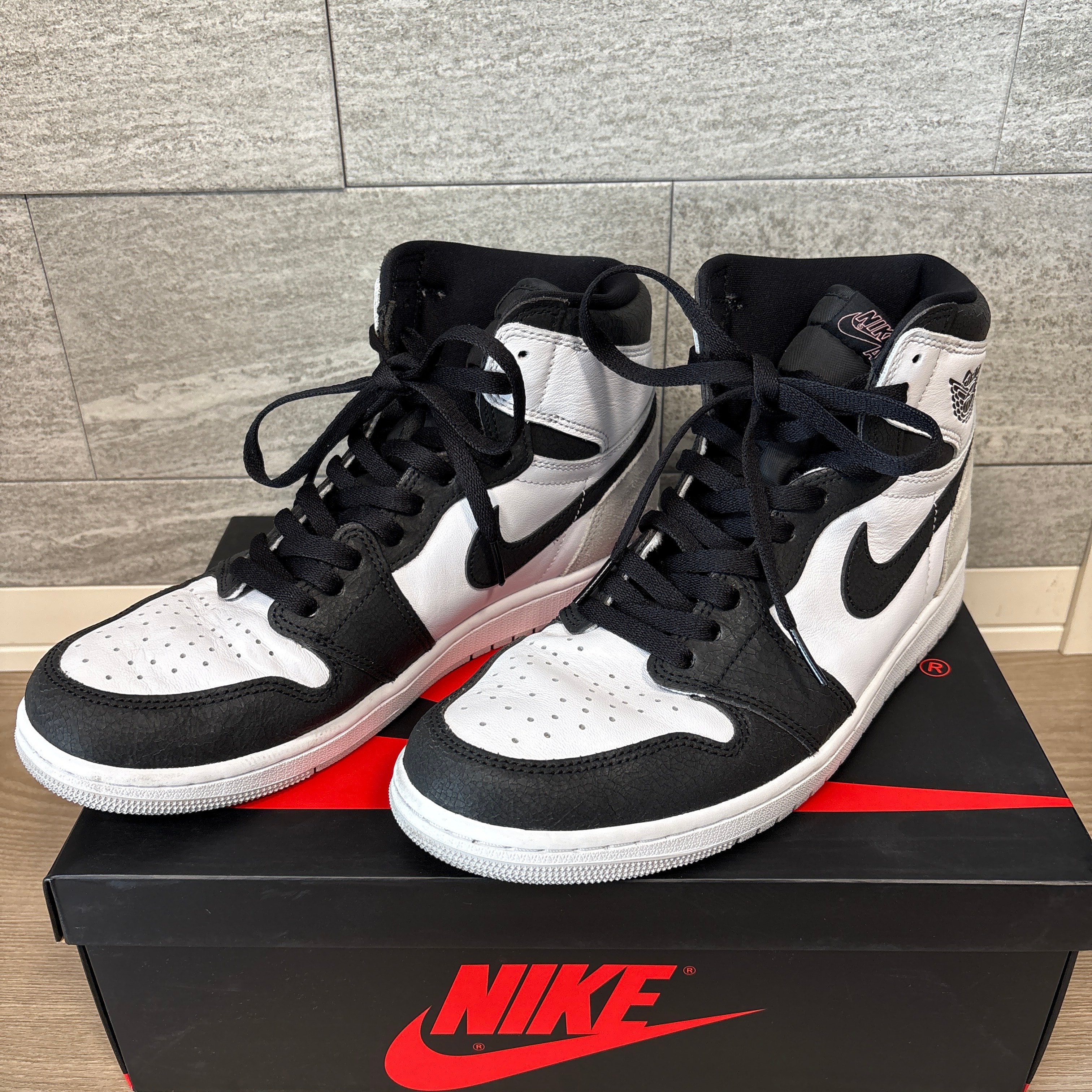 Nike Air Jordan 1 High OG "Bleached Coral"