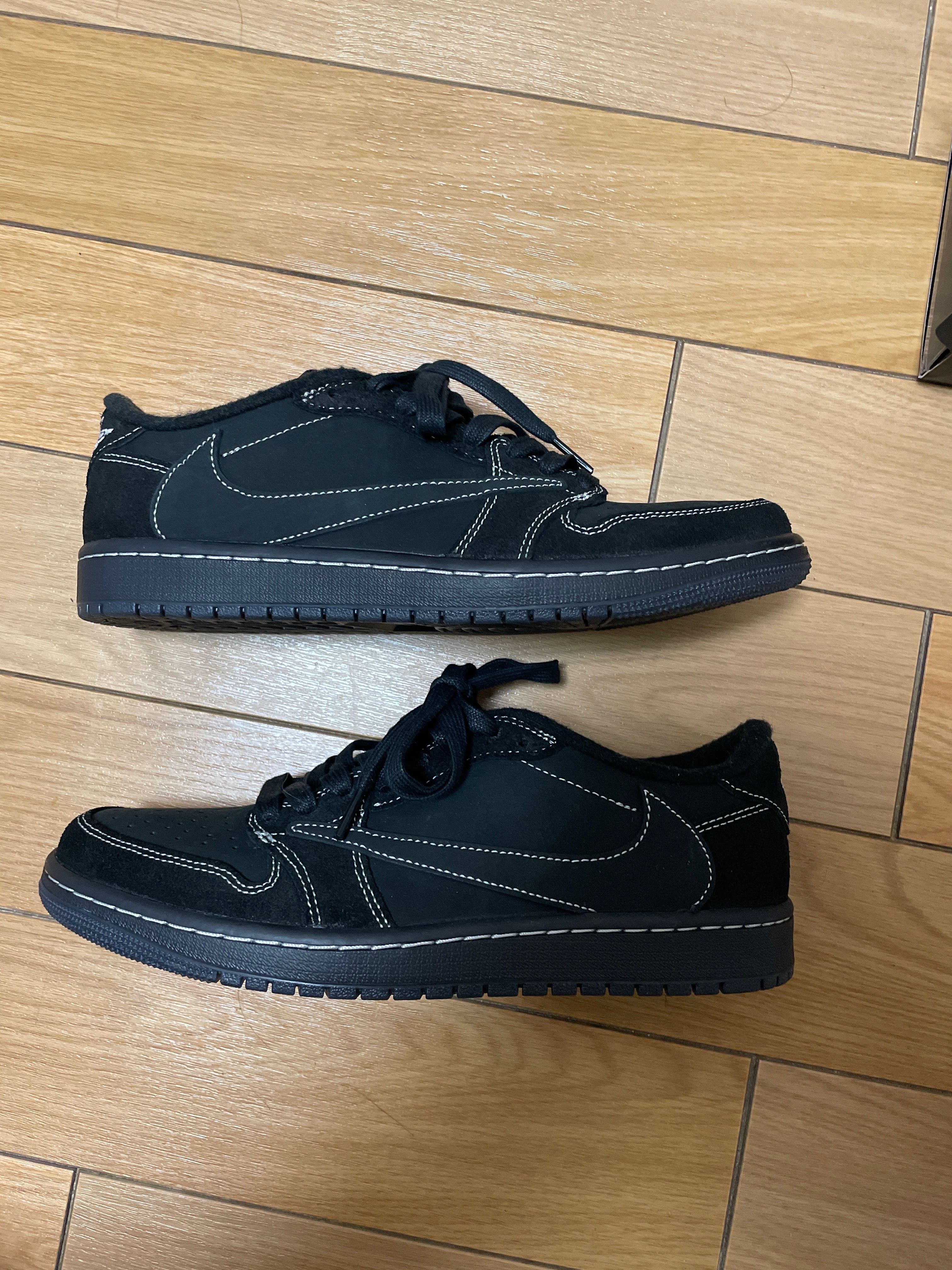 Travis Scott × Nike Air Jordan 1 Low OG SP "Black Phantom"
