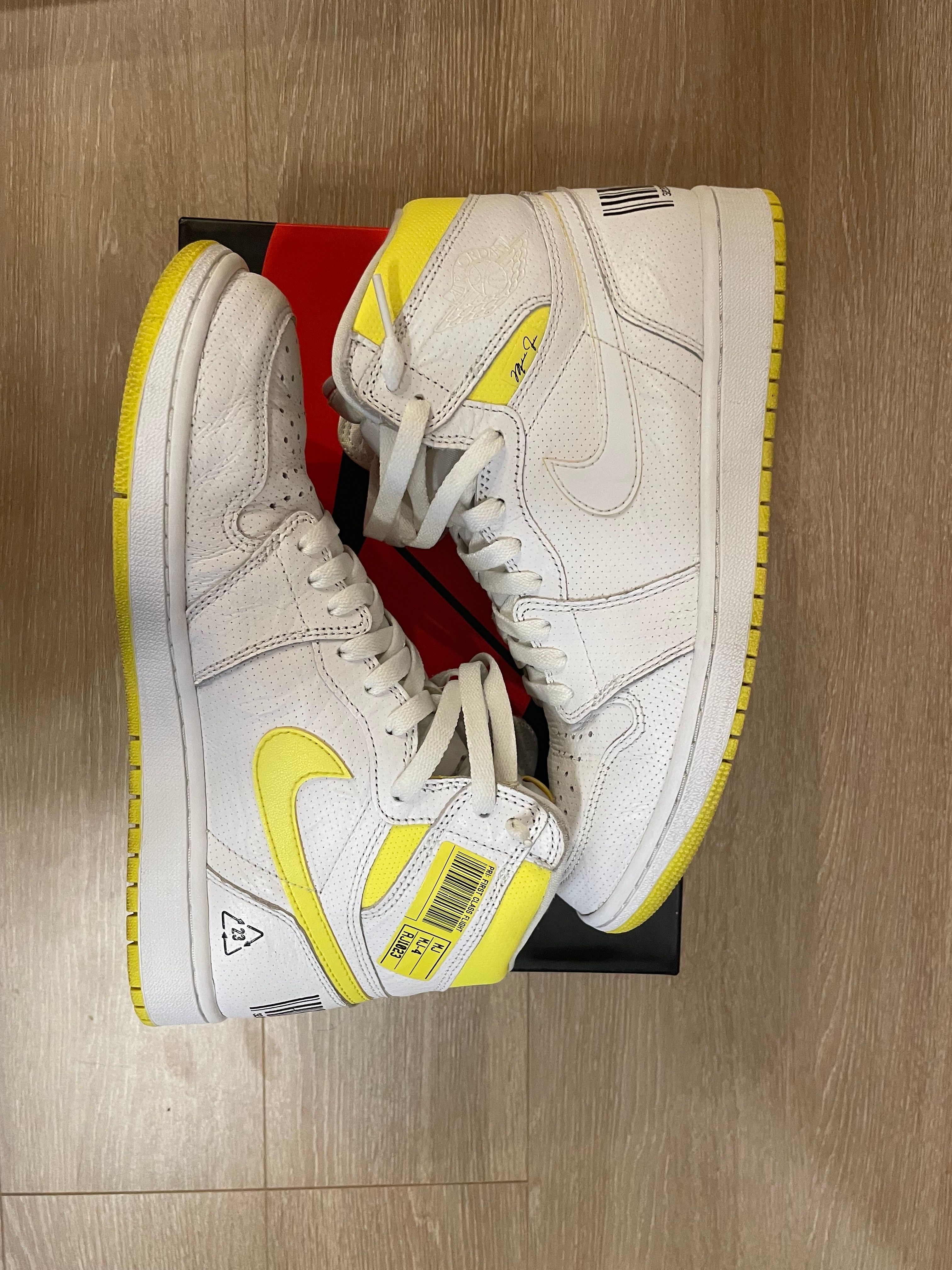 Nike Air Jordan 1 High OG "First Class Flight"