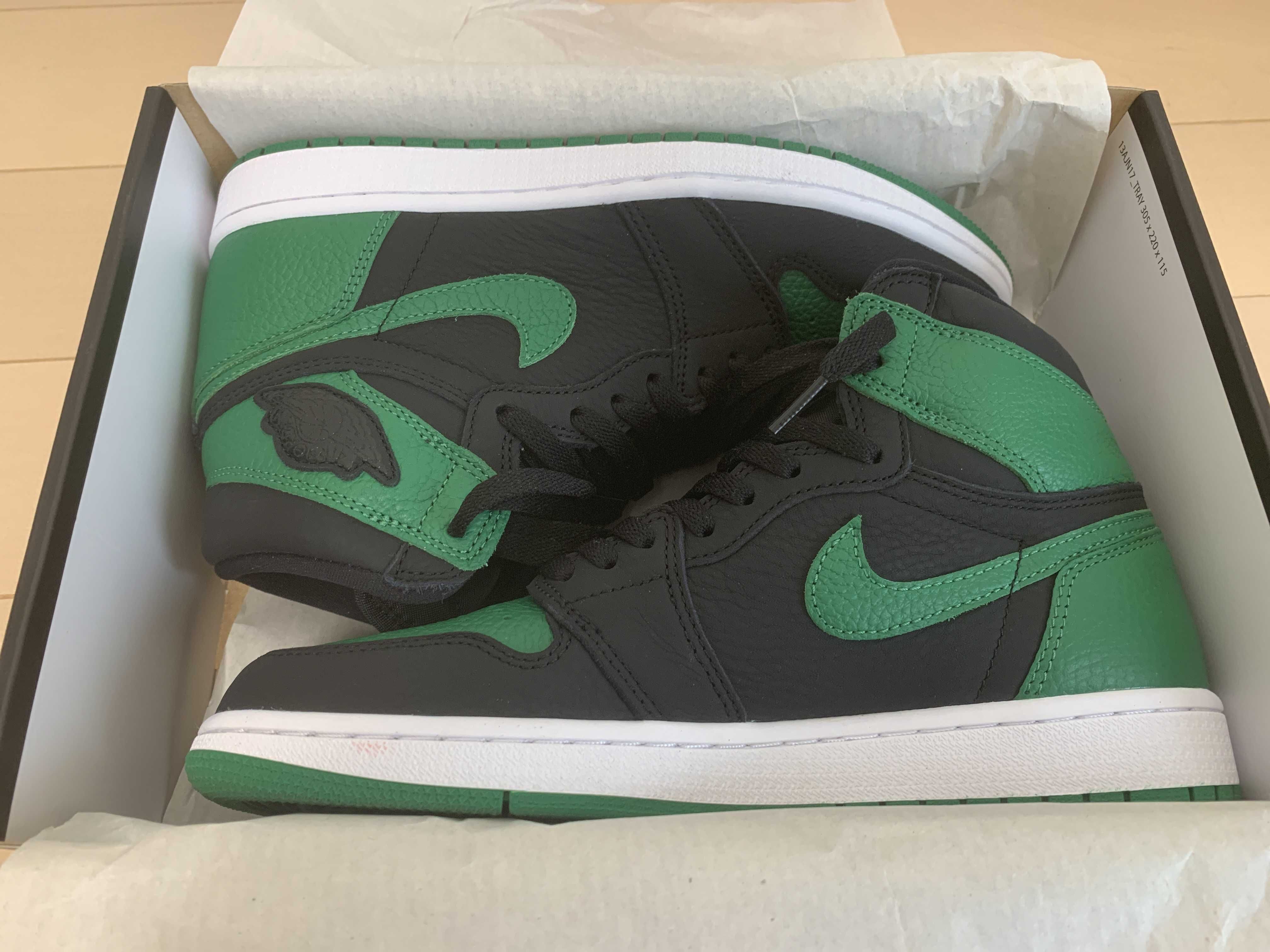 Nike Air Jordan 1 Retro High OG "Black/Pine Green" (2020)