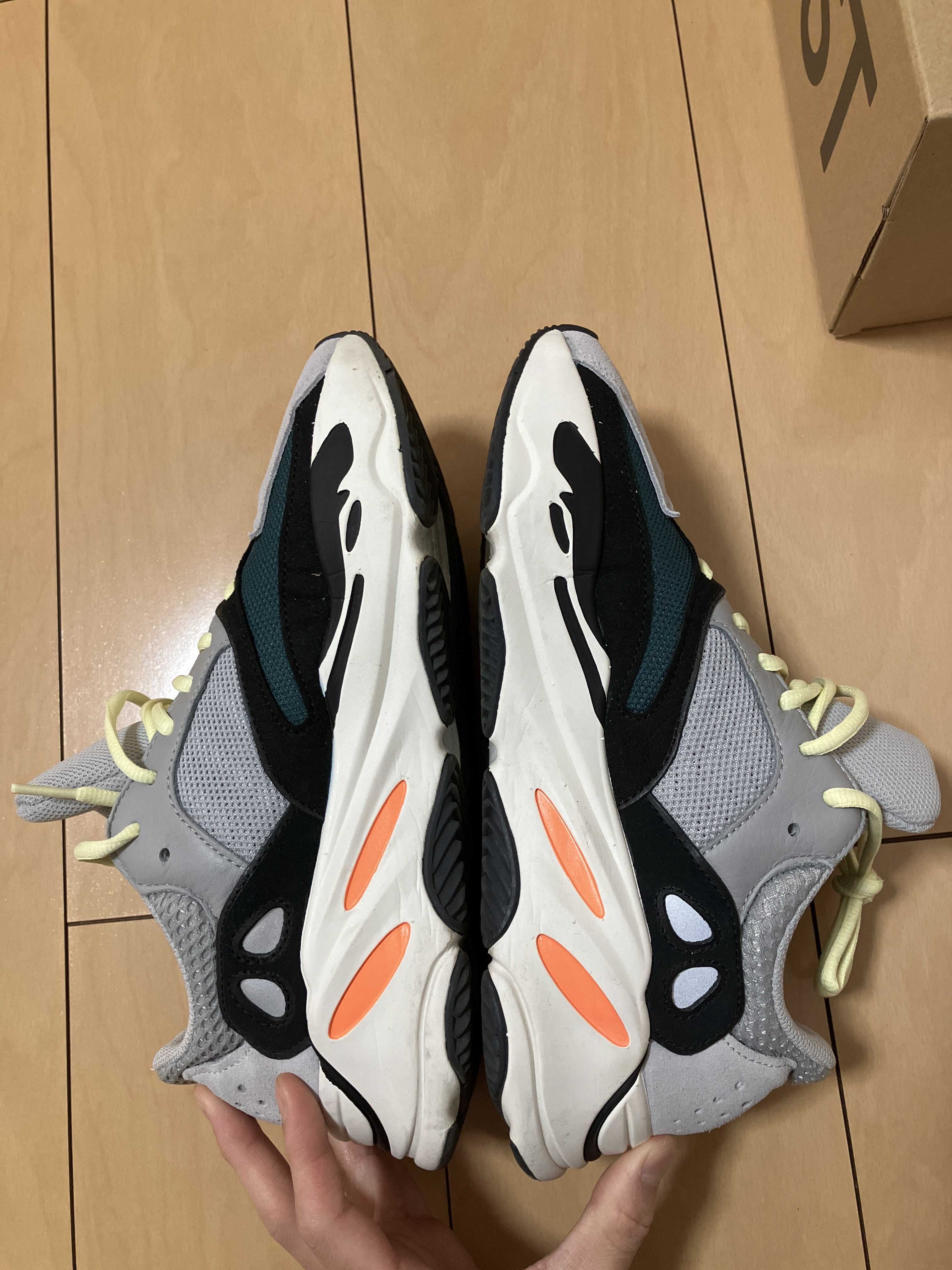 adidas YEEZY Boost 700 "Wave Runner"
