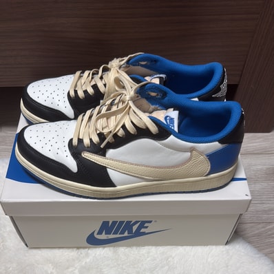 Travis Scott × fragment design × Nike Air Jordan 1 Low OG SP "Military Blue"