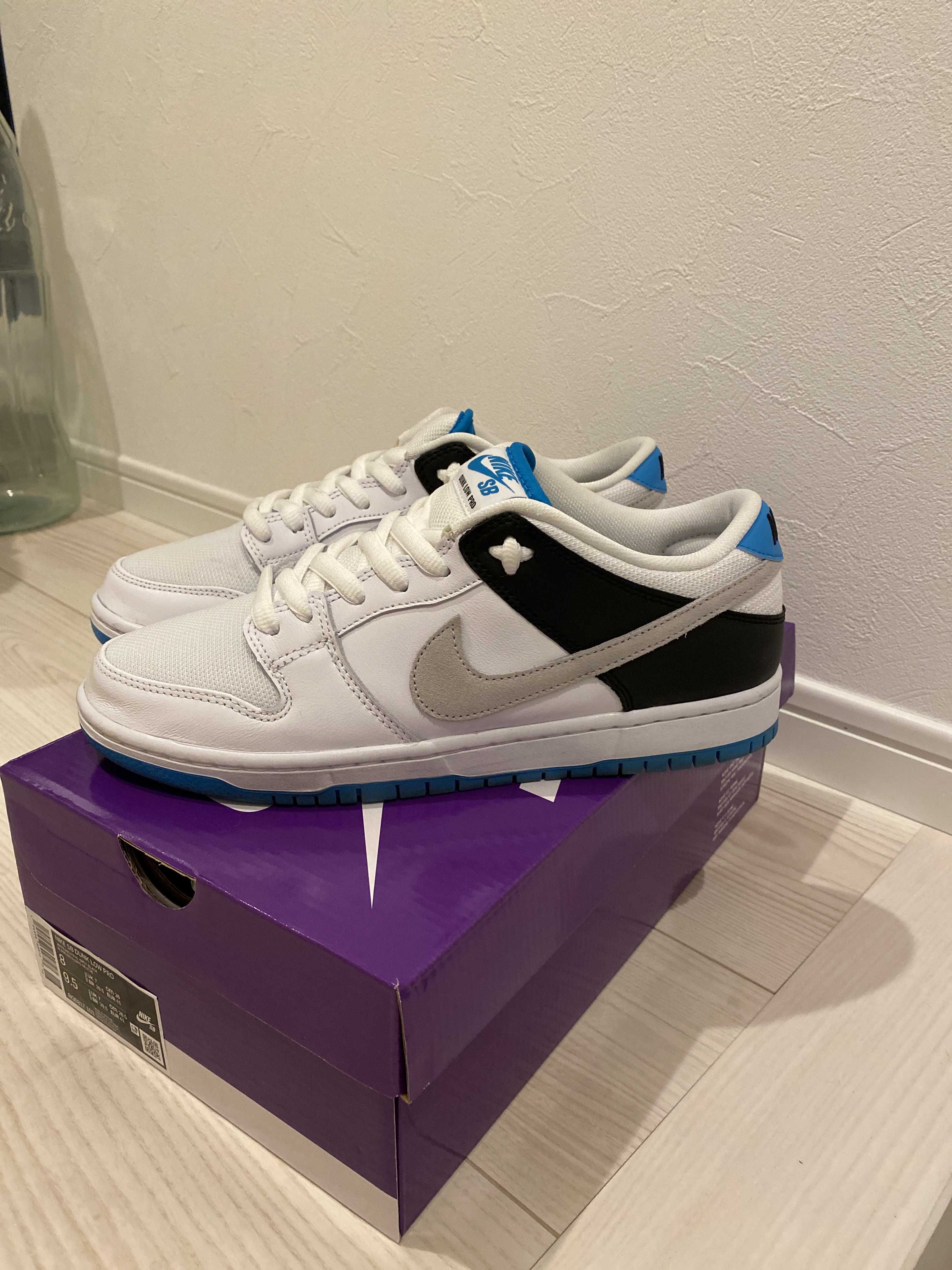 Nike SB Dunk Low "Laser Blue"