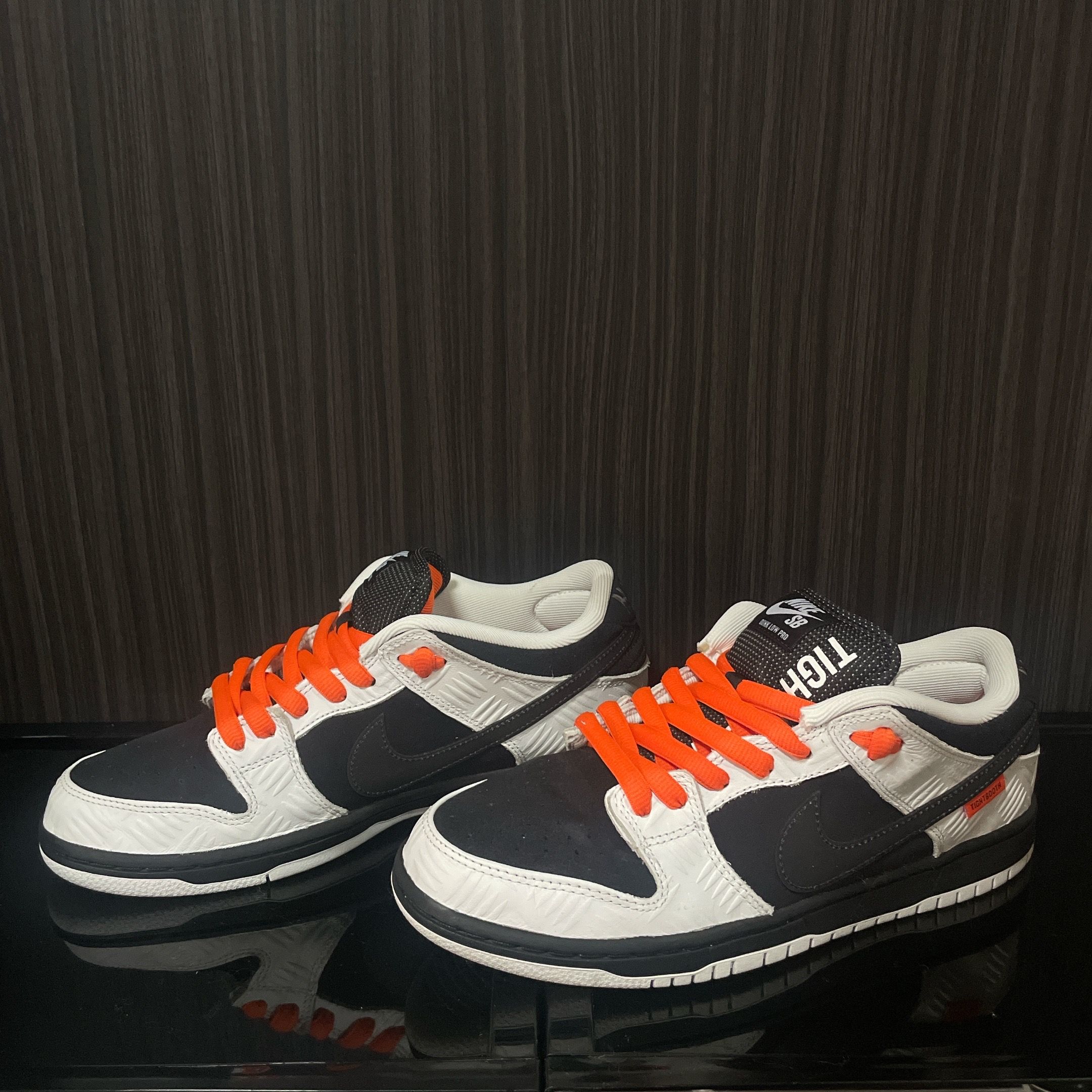TIGHTBOOTH × Nike SB Dunk Low Pro QS "Black and White"