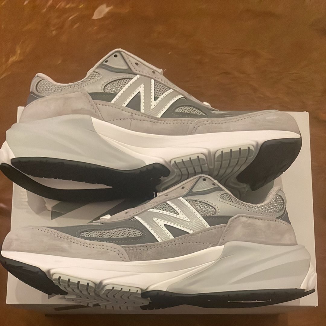 New Balance 990V6 "Gray" (Heel Logo NB)