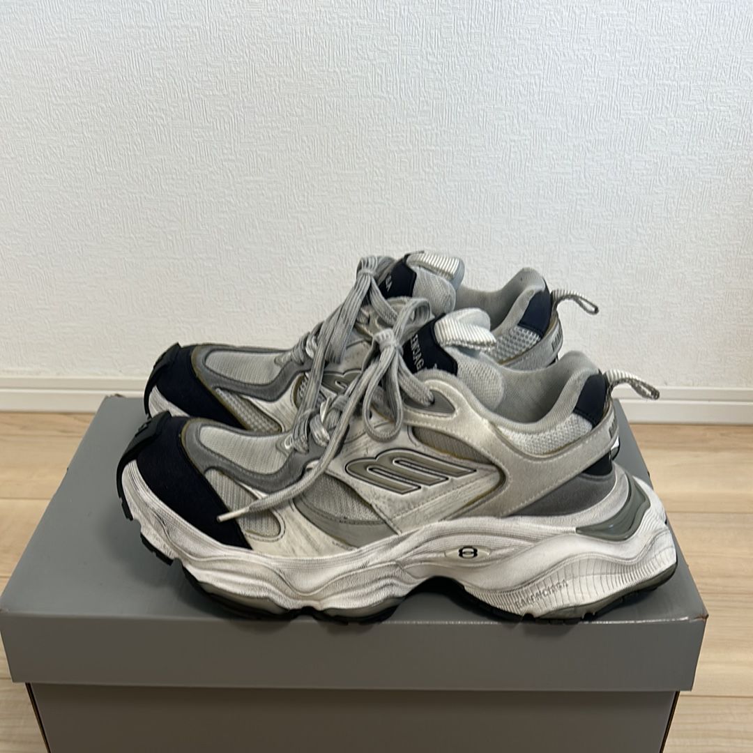 BALENCIAGA Cargo Sneaker "White/Grey"