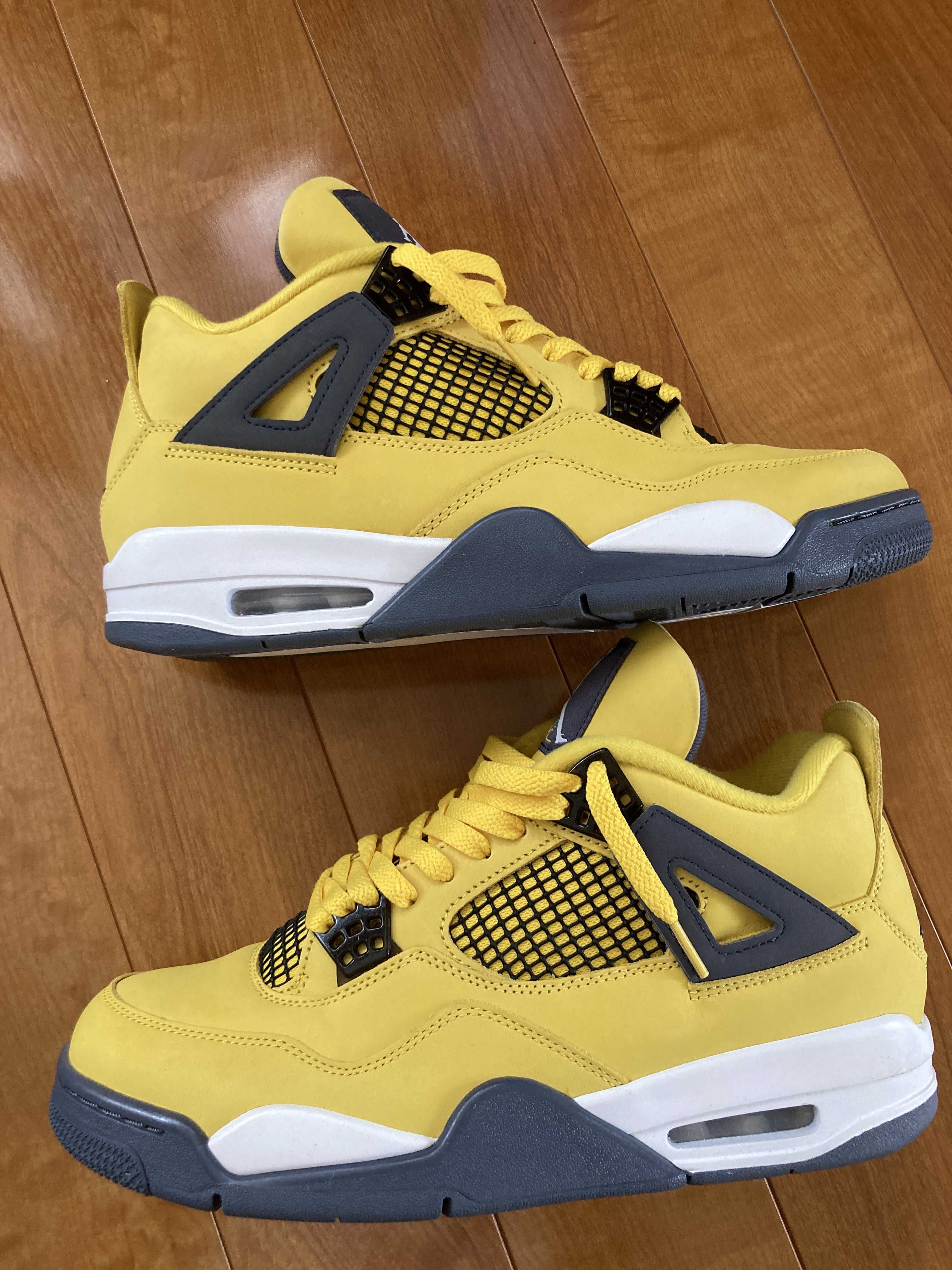 Nike Air Jordan 4 "Tour Yellow"