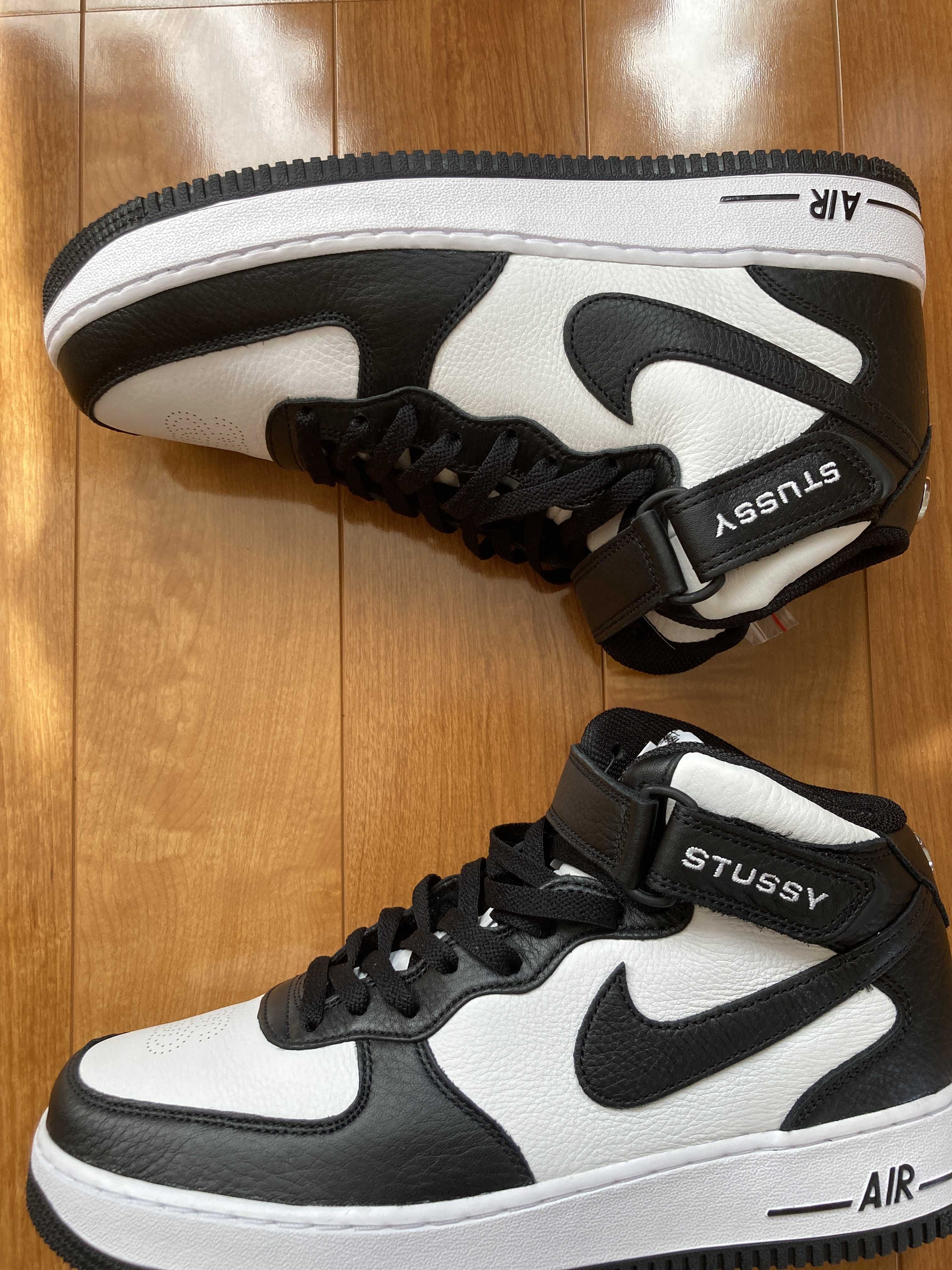 Stussy × Nike Air Force 1 Mid "Black and Light Bone"