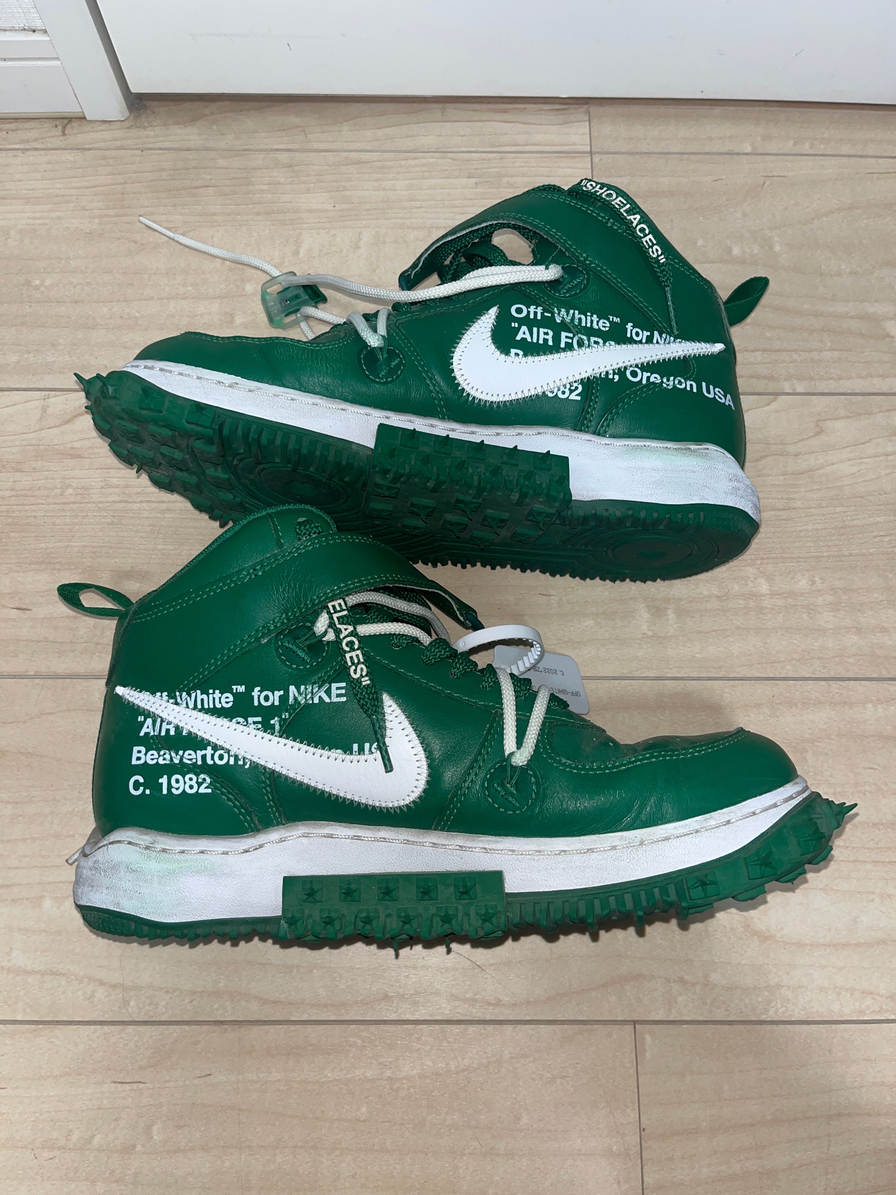 Off-White × Nike Air Force 1 Mid SP LTHR "Pine Green"