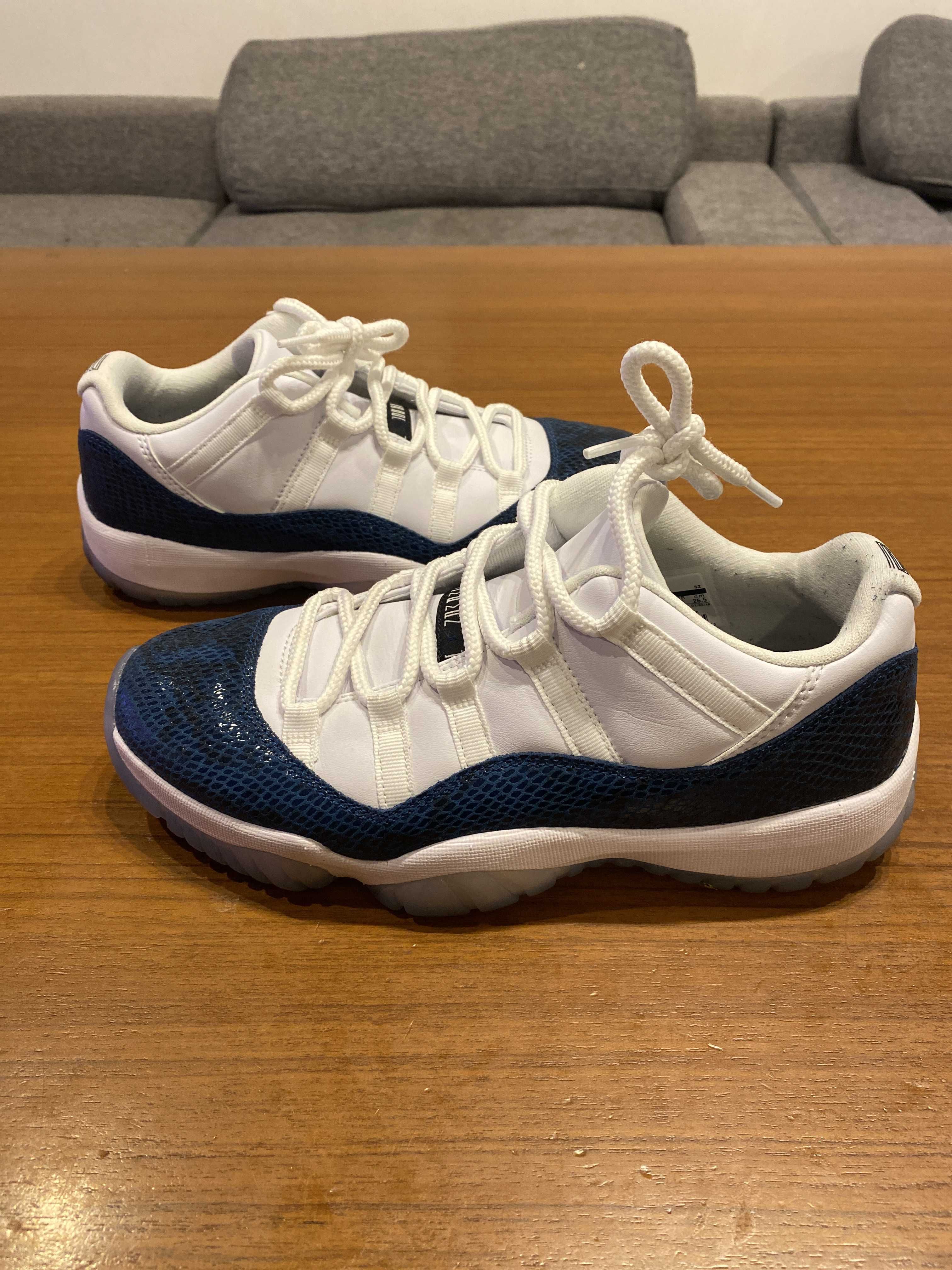 AIR JORDAN 11 LOW "SNAKESKIN"