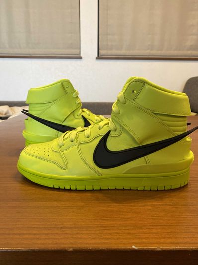 AMBUSH × NIKE DUNK HIGH "FLASH LIME"