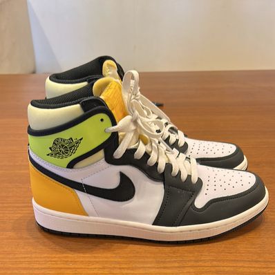 Nike Air Jordan 1 High OG "Volt Gold"