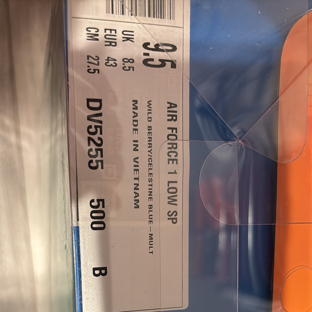 UNDEFEATED × Nike Air Force 1 Low SP "Wild Berry"