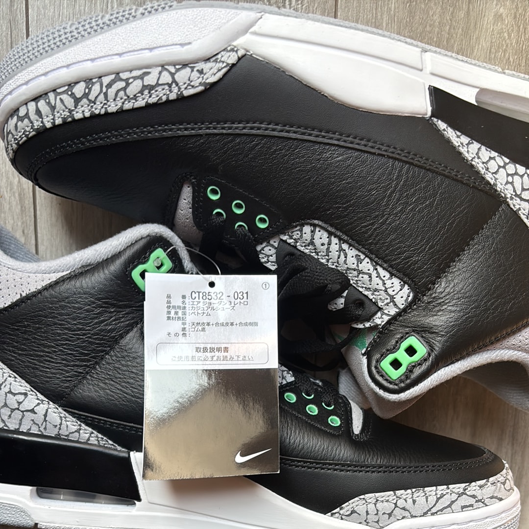 Nike Air Jordan 3 Retro "Green Glow"