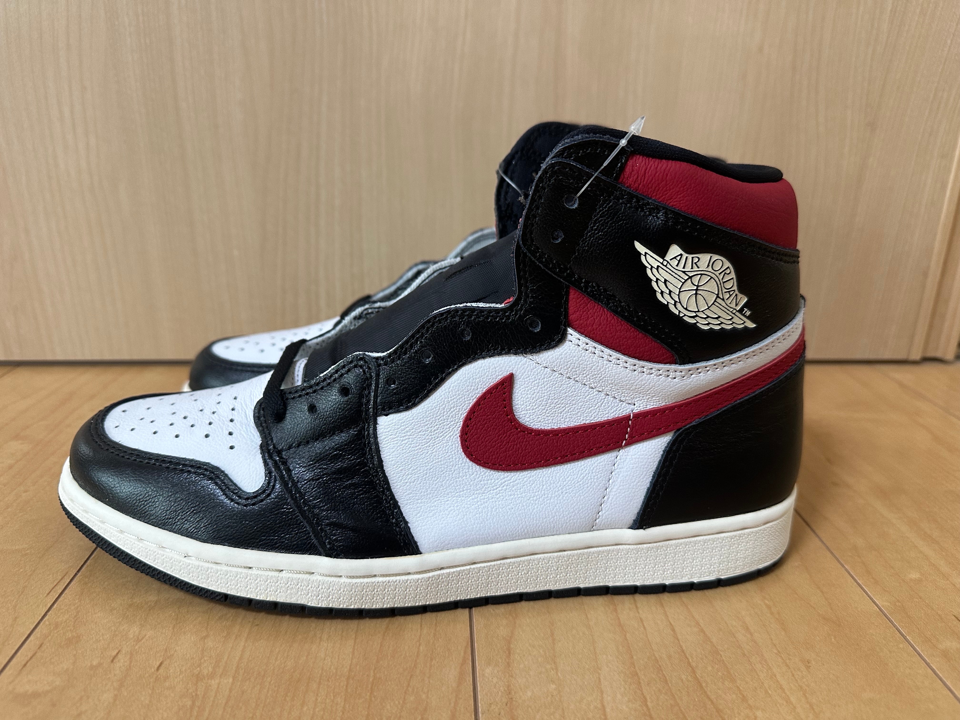 Nike Air Jordan 1 Retro High "Black/White/Sail/Gym Red"