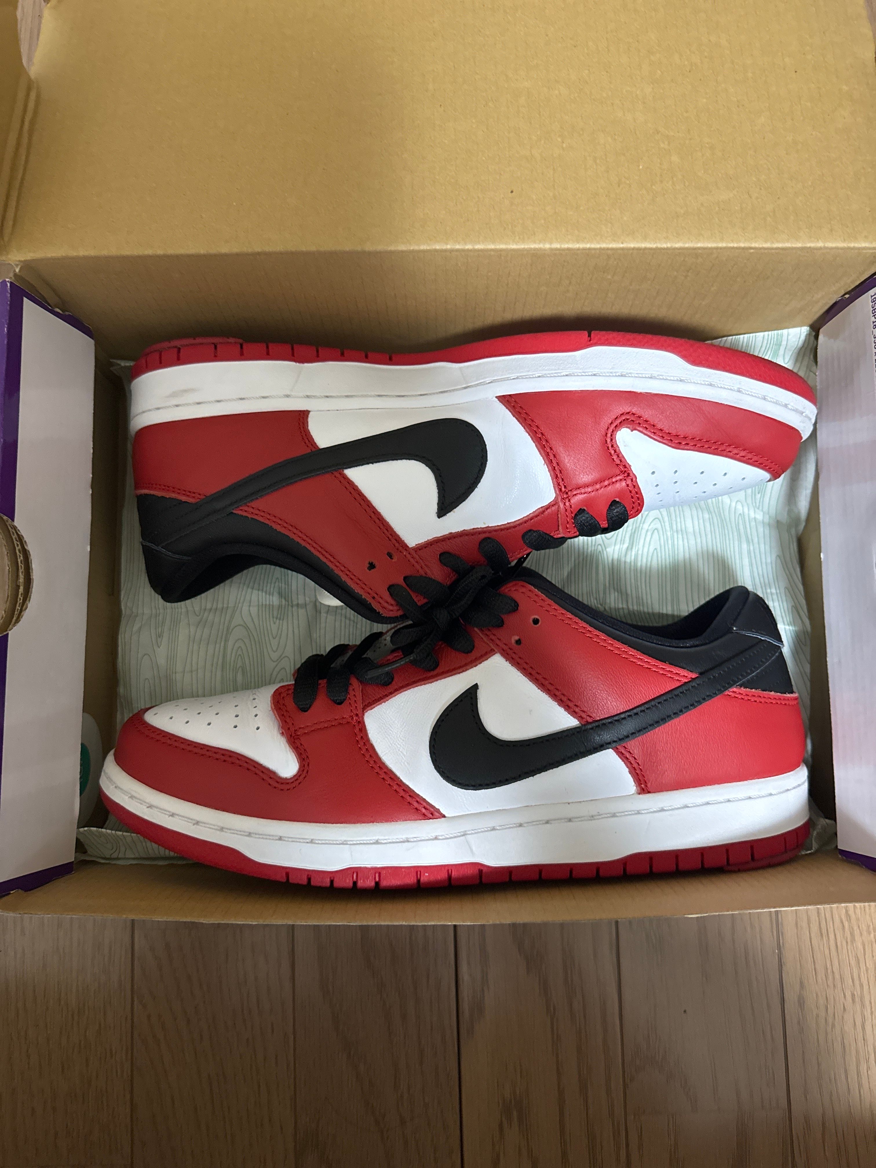 Nike SB Dunk Low Pro "J-Pack Chicago/Varsity Red and White"