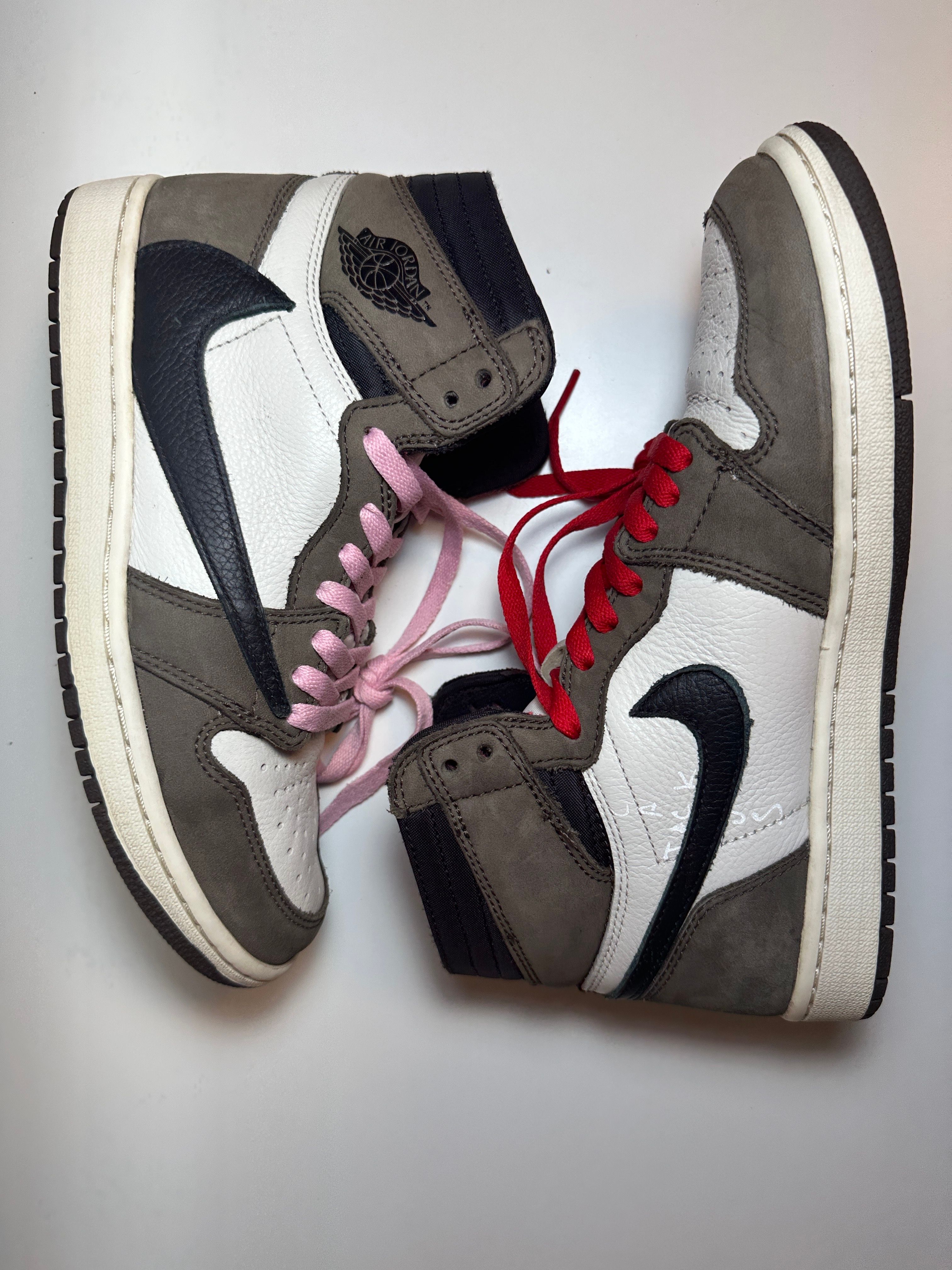 Travis Scott × Nike Air Jordan 1 Retro High OG TS SP "Sail/Dark Mocha"