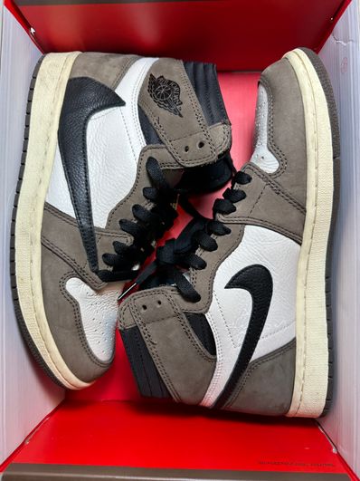 Travis Scott × Nike Air Jordan 1 Retro High OG TS SP "Sail/Dark Mocha"