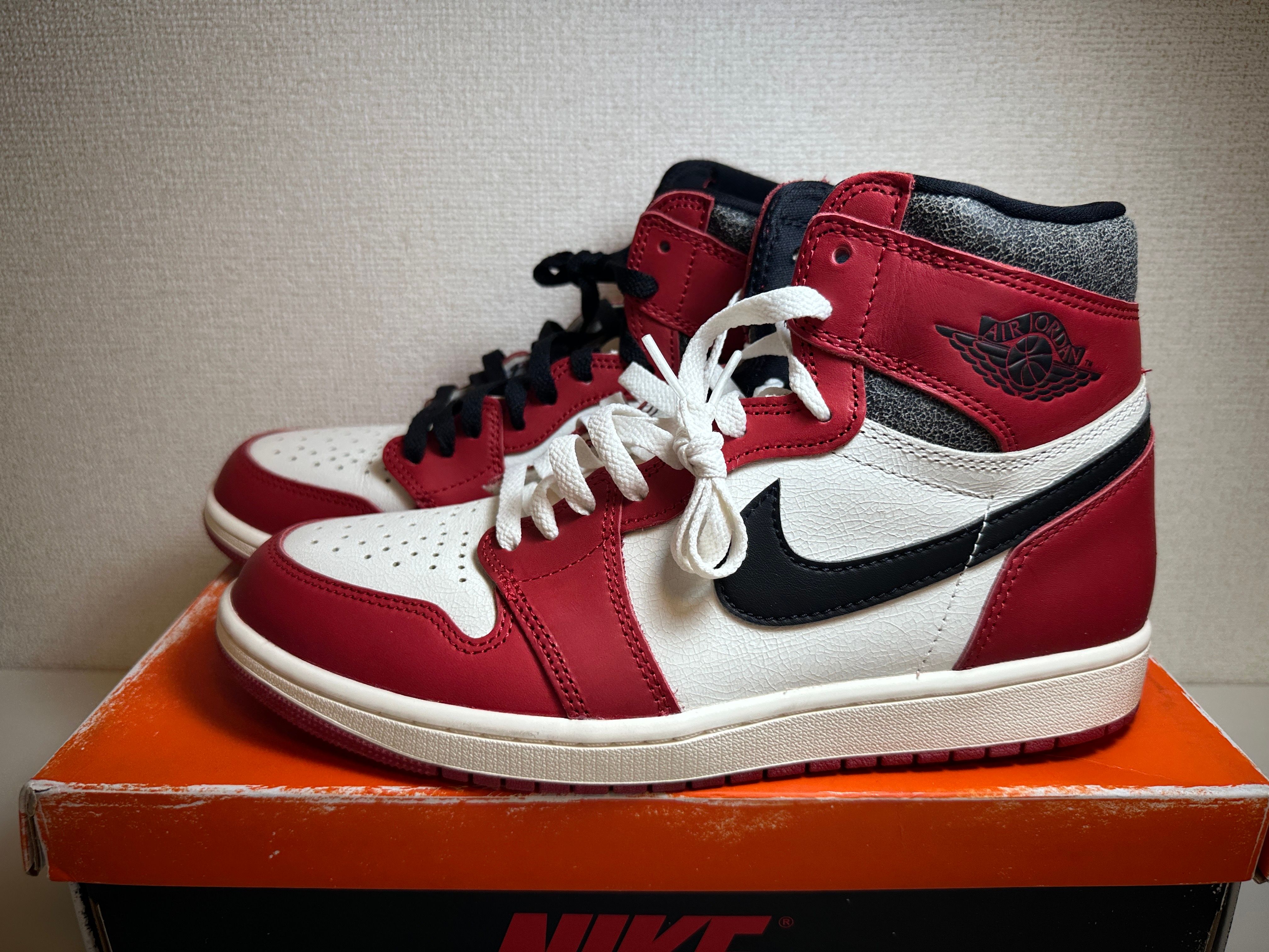 Nike Air Jordan 1 High OG "Lost & Found/Chicago"