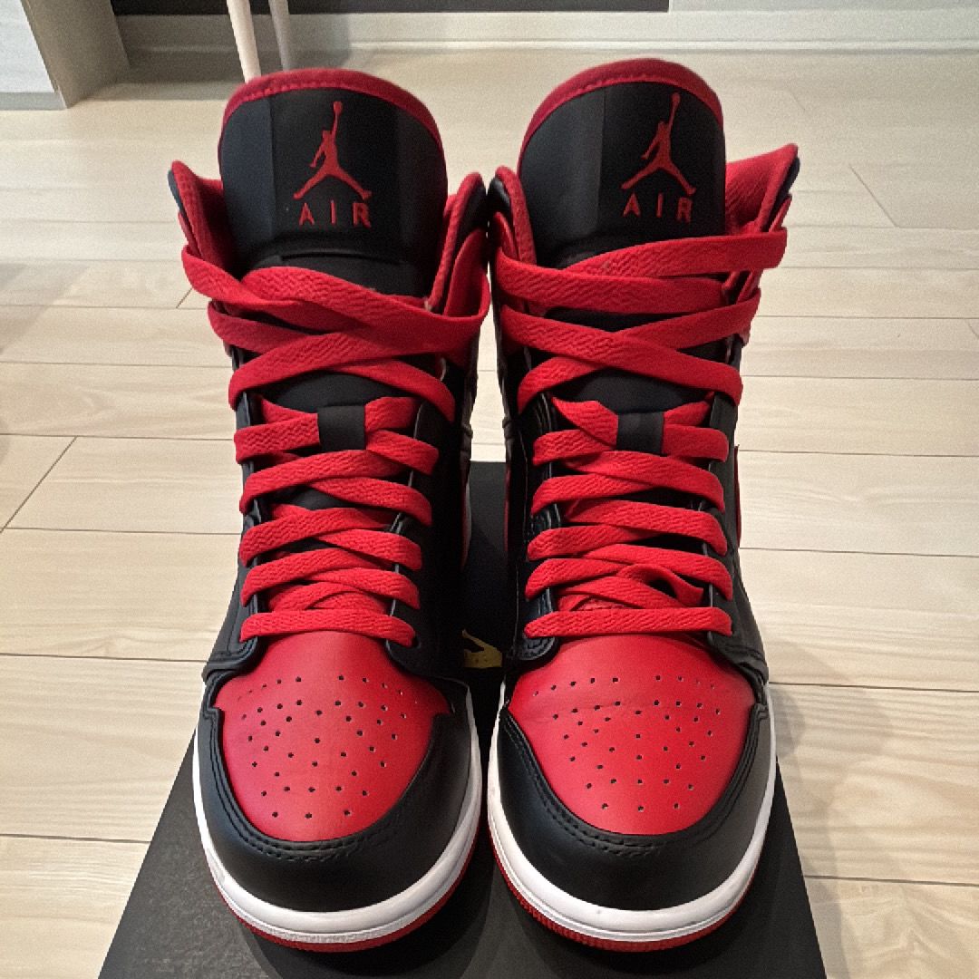 Nike Air Jordan 1 Mid "Bred Toe"