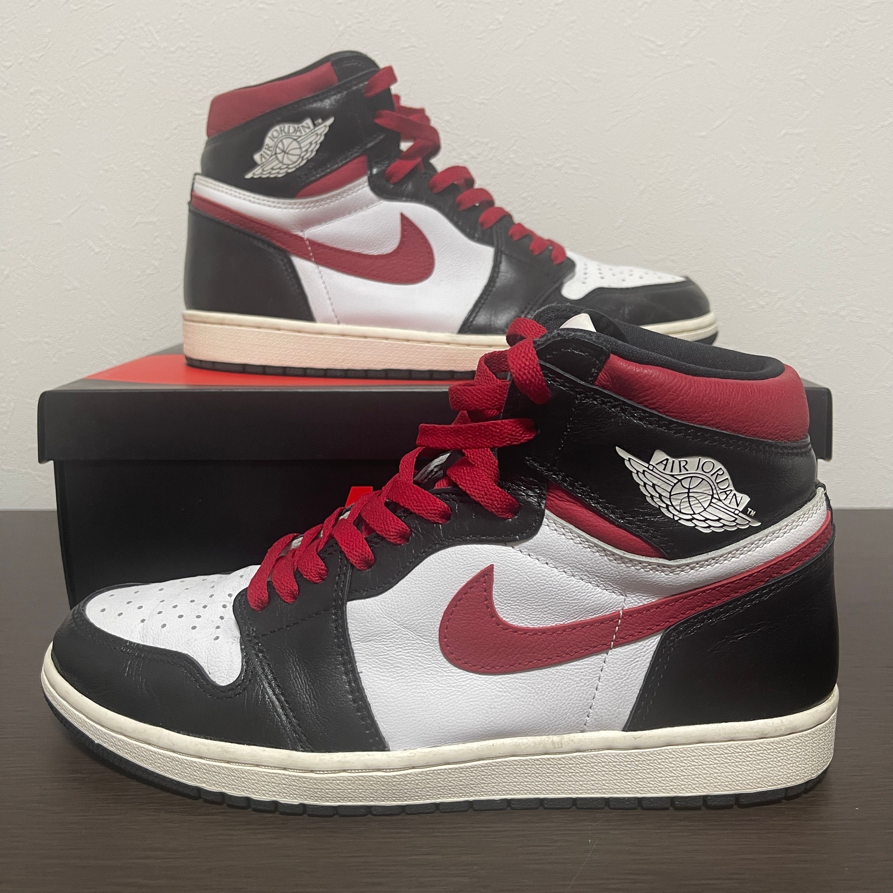 Nike Air Jordan 1 Retro High "Black/White/Sail/Gym Red"