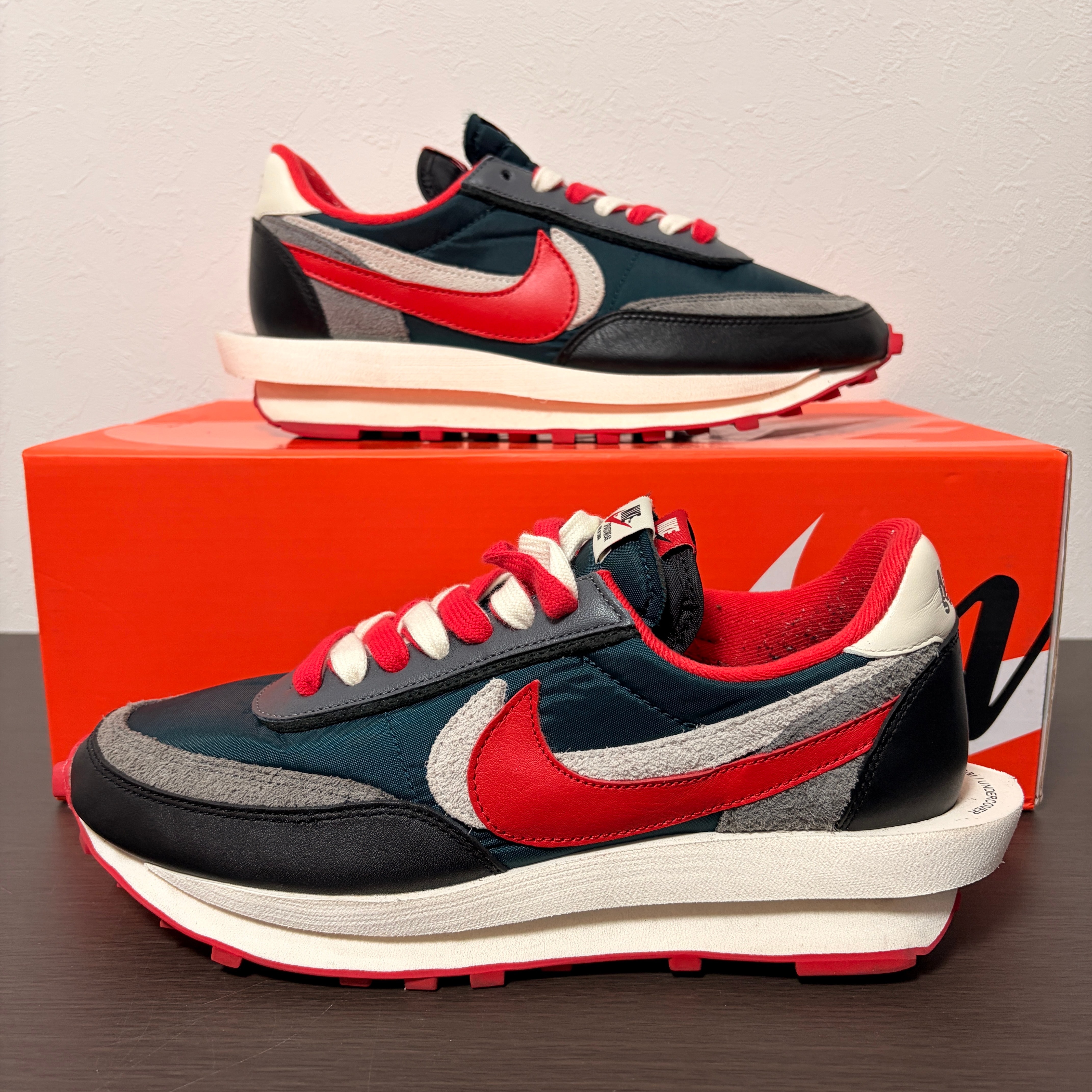 UNDERCOVER × sacai × Nike LD Waffle "Midnight Spruce/Pale Ivory-Dark Grey-University Red"