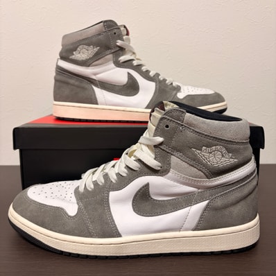 Nike Air Jordan 1 Retro High OG "Black and Smoke Grey"