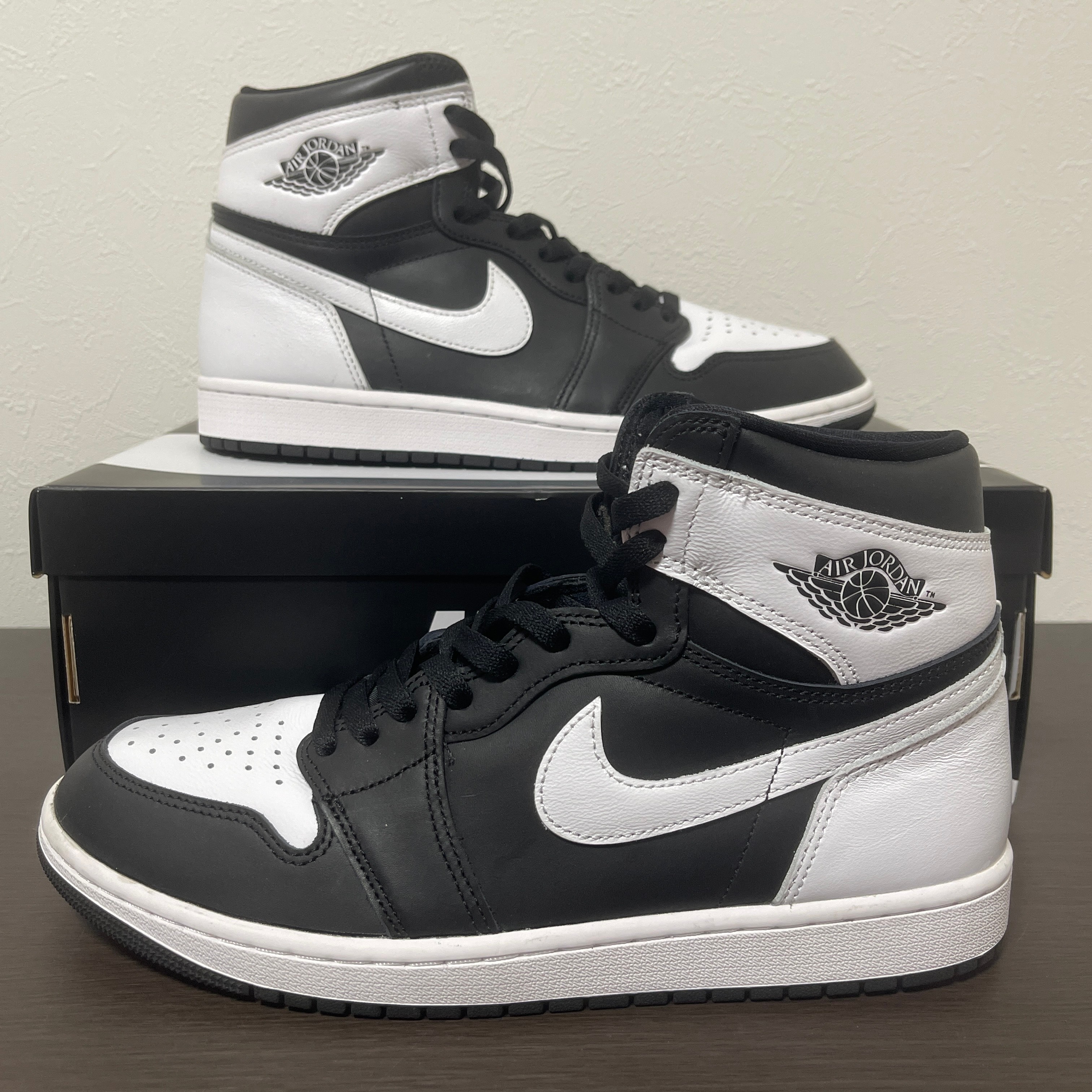 Nike Air Jordan 1 Retro High OG "Black/White"