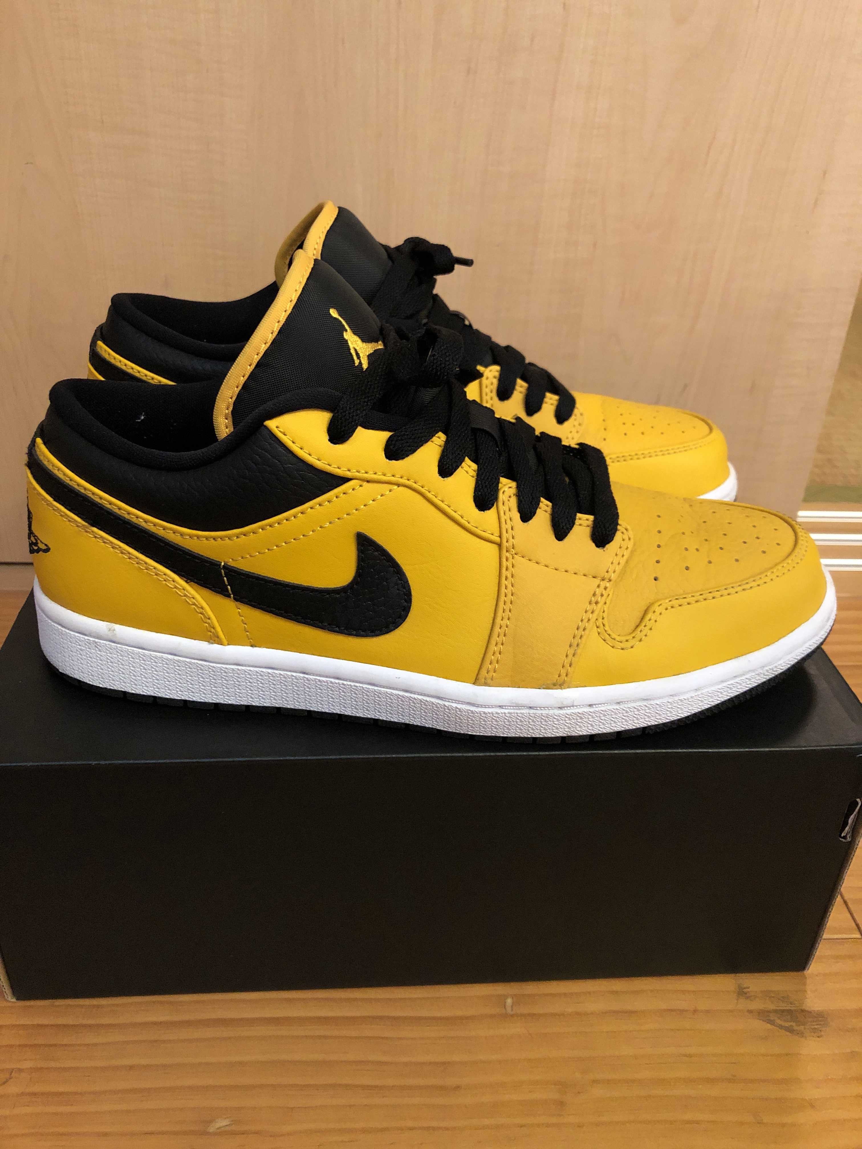 NIKE AIR JORDAN 1 LOW "UNIVERSITY GOLD"