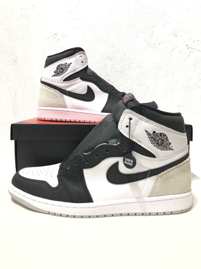 Nike Air Jordan 1 High OG "Bleached Coral"