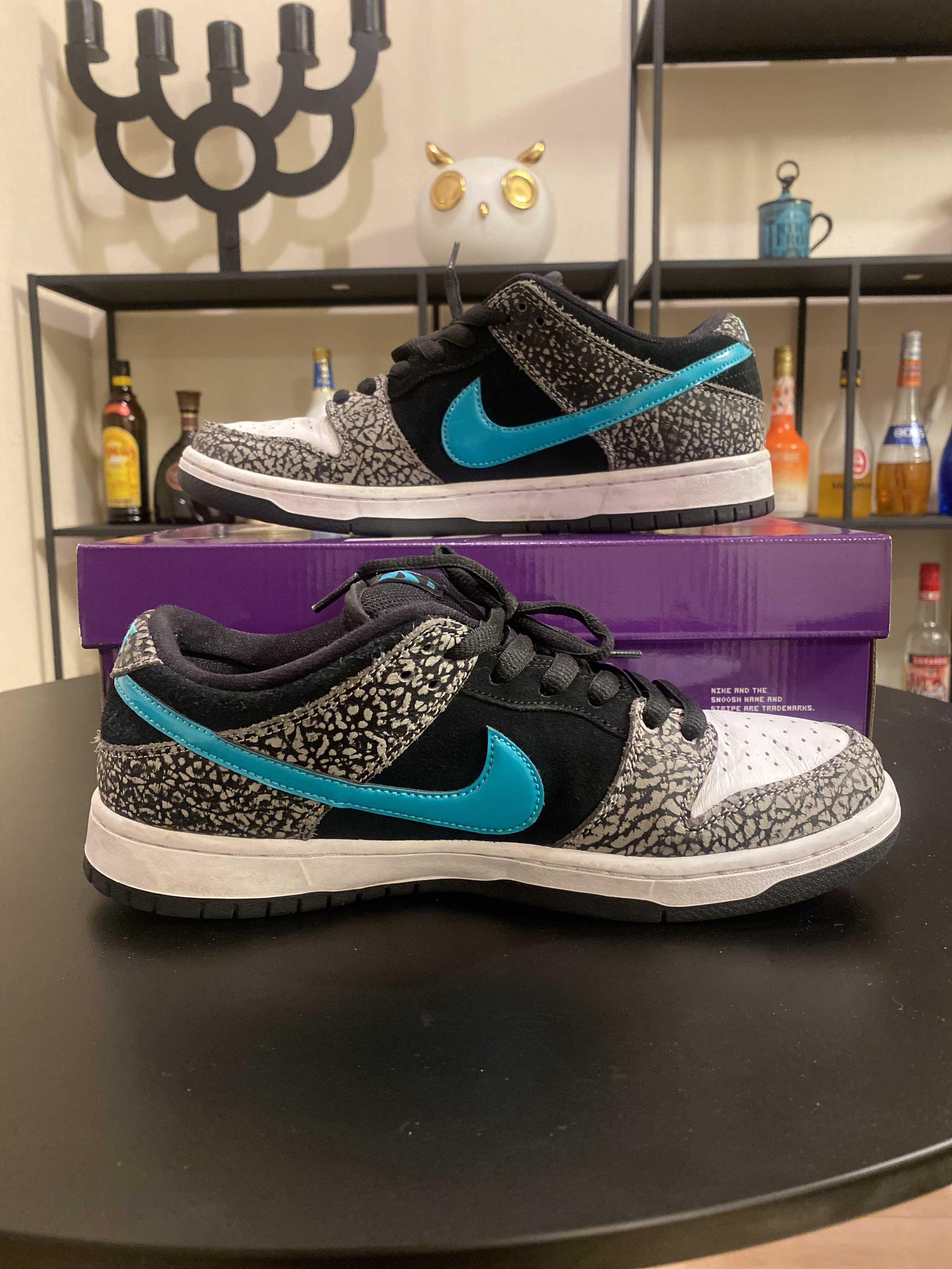 Nike SB Dunk Low "Elephant/Safari"