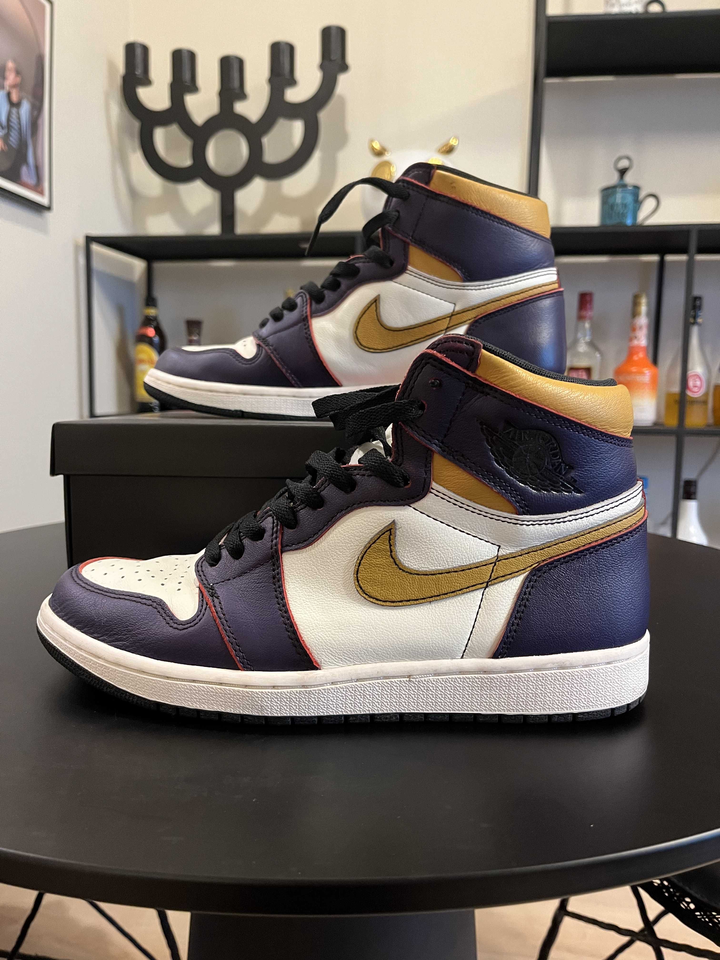 Nike SB × Air Jordan 1 Retro High "La To Chicago"  