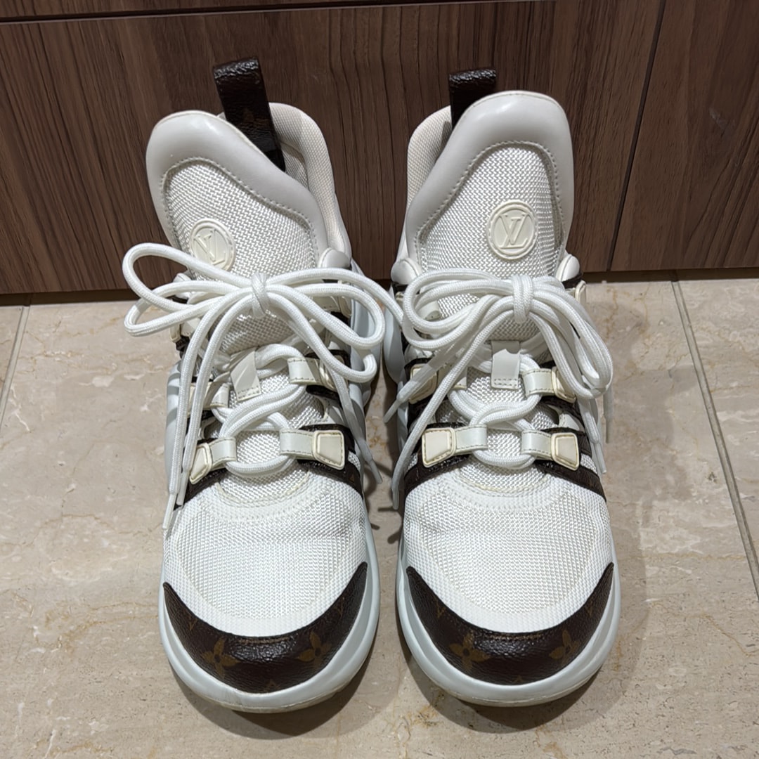 ルイヴィトン ウィメンズ アークライト ライン スニーカー "ブロン"