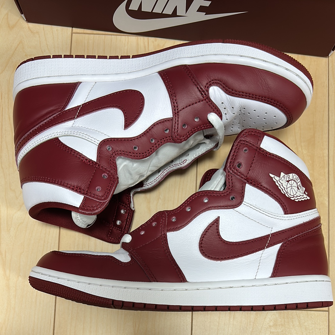 Nike Air Jordan 1 Retro High OG "Artisanal Red"