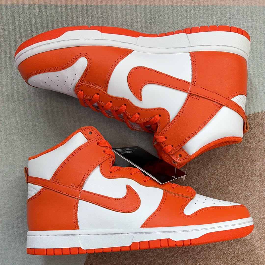ナイキ ダンク ハイ "オレンジブレイズ"