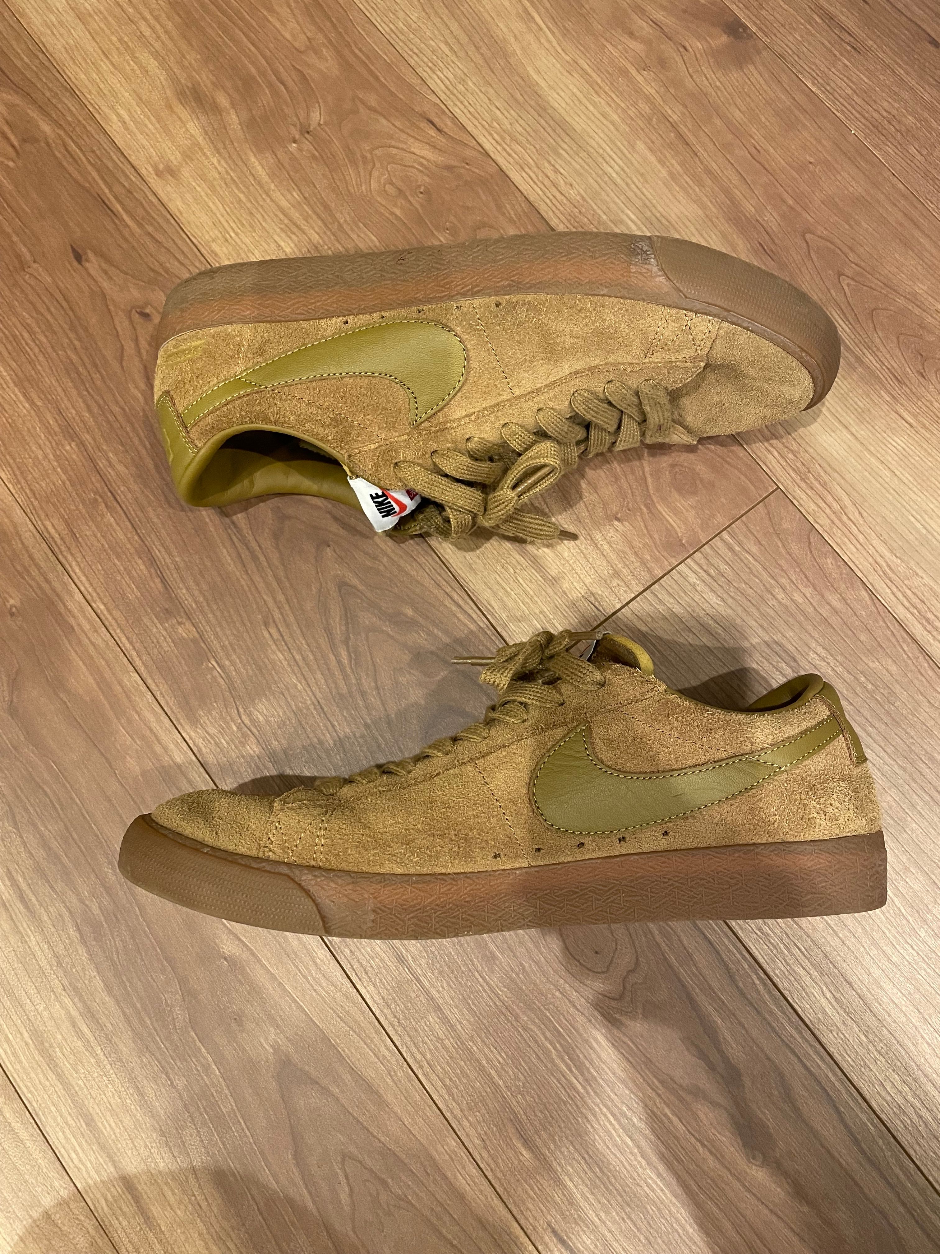 Supreme × Nike SB Blazer Low GT "Golden Beige"