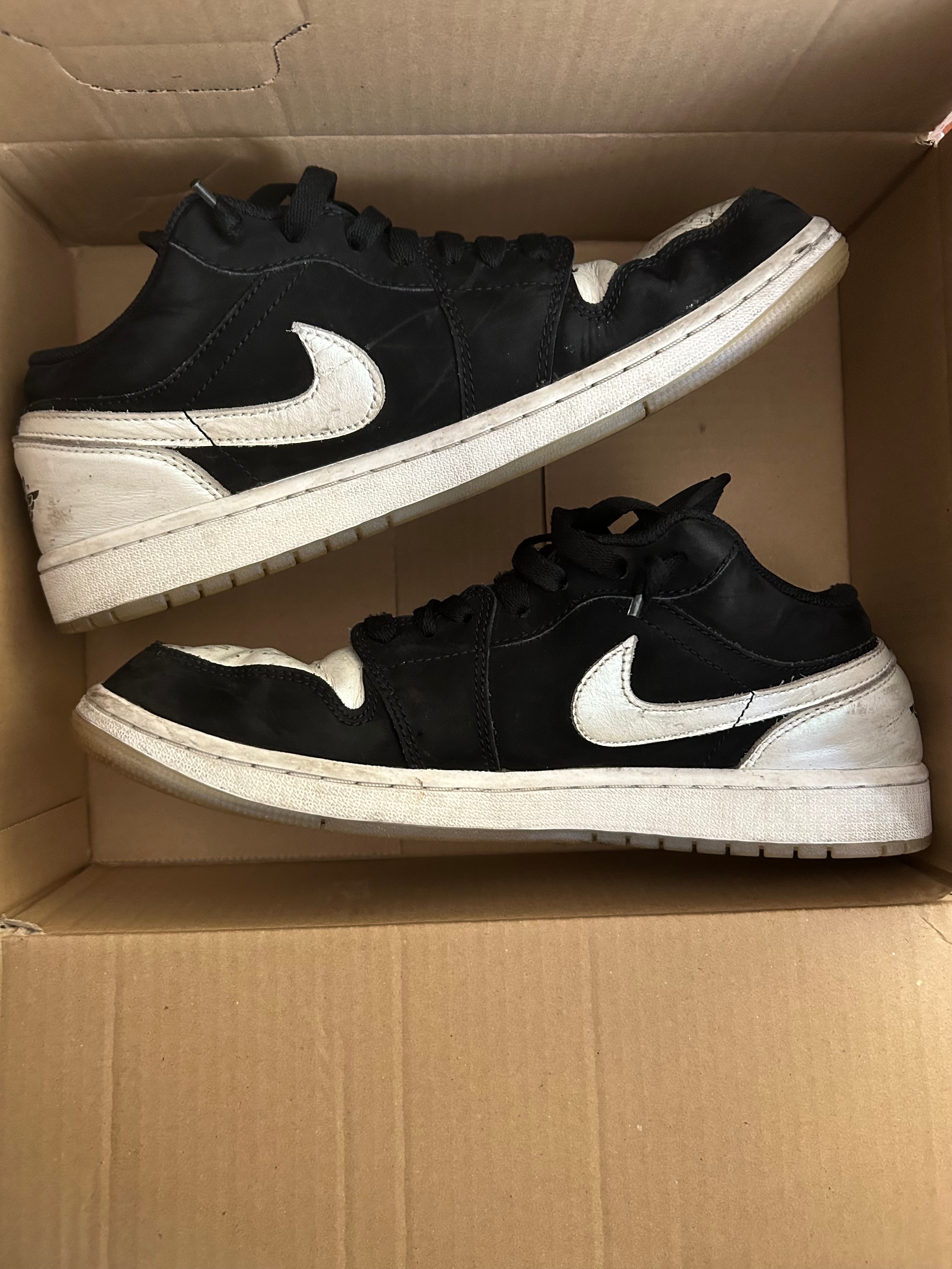 Nike Air Jordan 1 Low "Omega/Black/White"