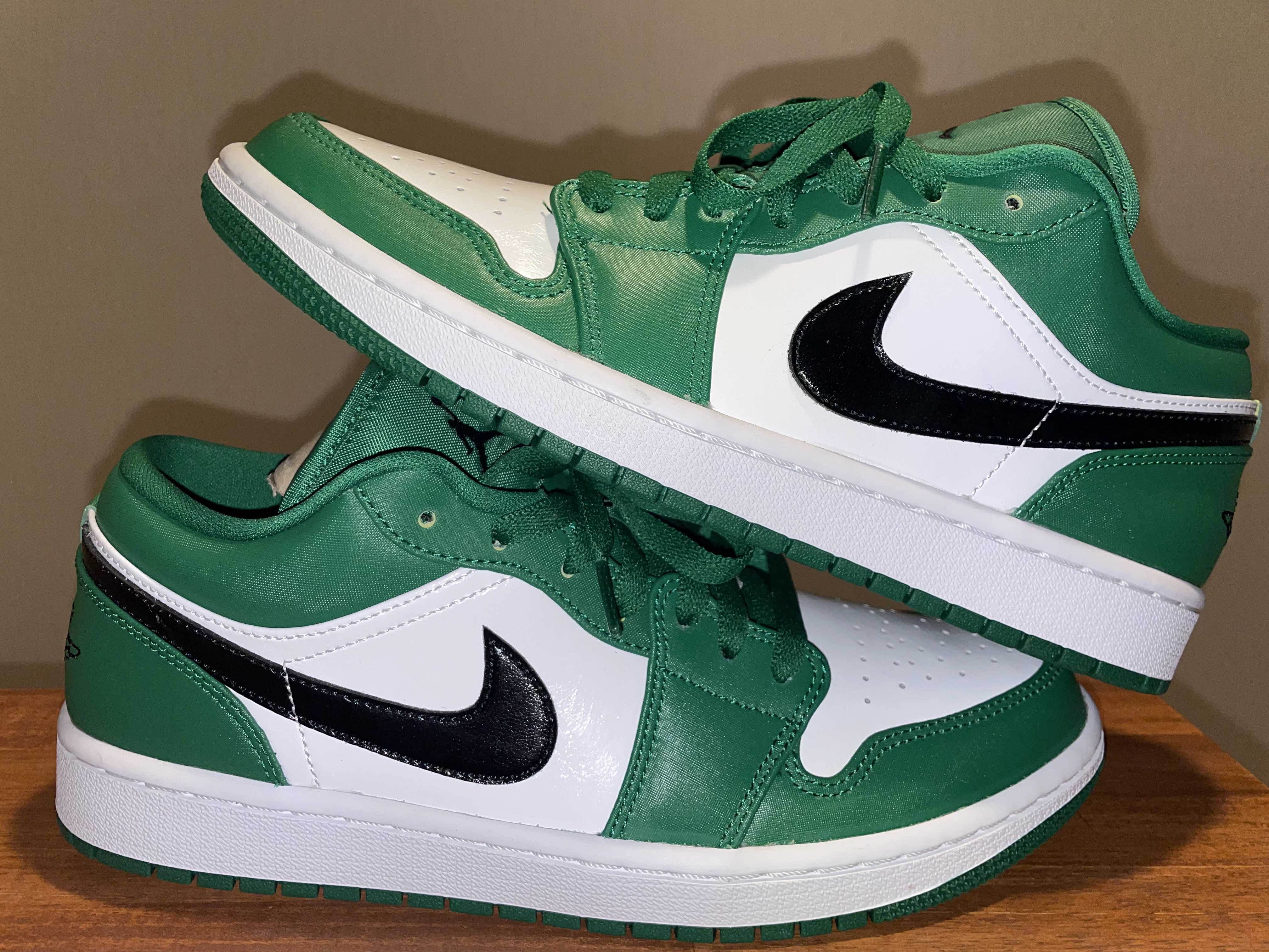 NIKE AIR JORDAN 1 LOW "PINE GREEN/WHITE"
