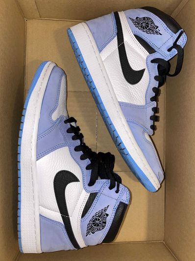 Nike Air Jordan 1 High OG "University Blue"