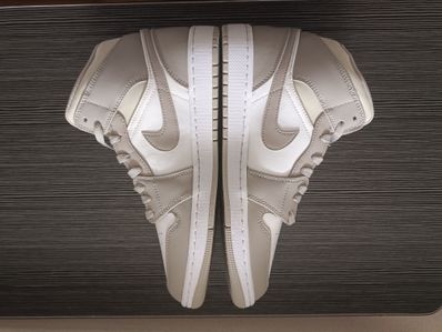 Nike Air Jordan 1 Mid "Linen"
