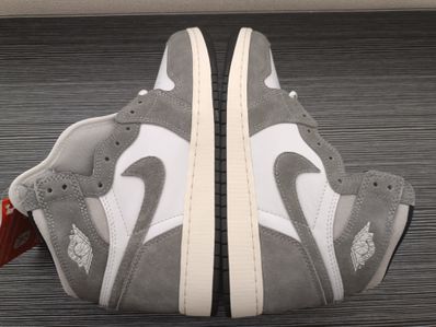 Nike GS Air Jordan 1 Retro High OG "Black and Smoke Grey"